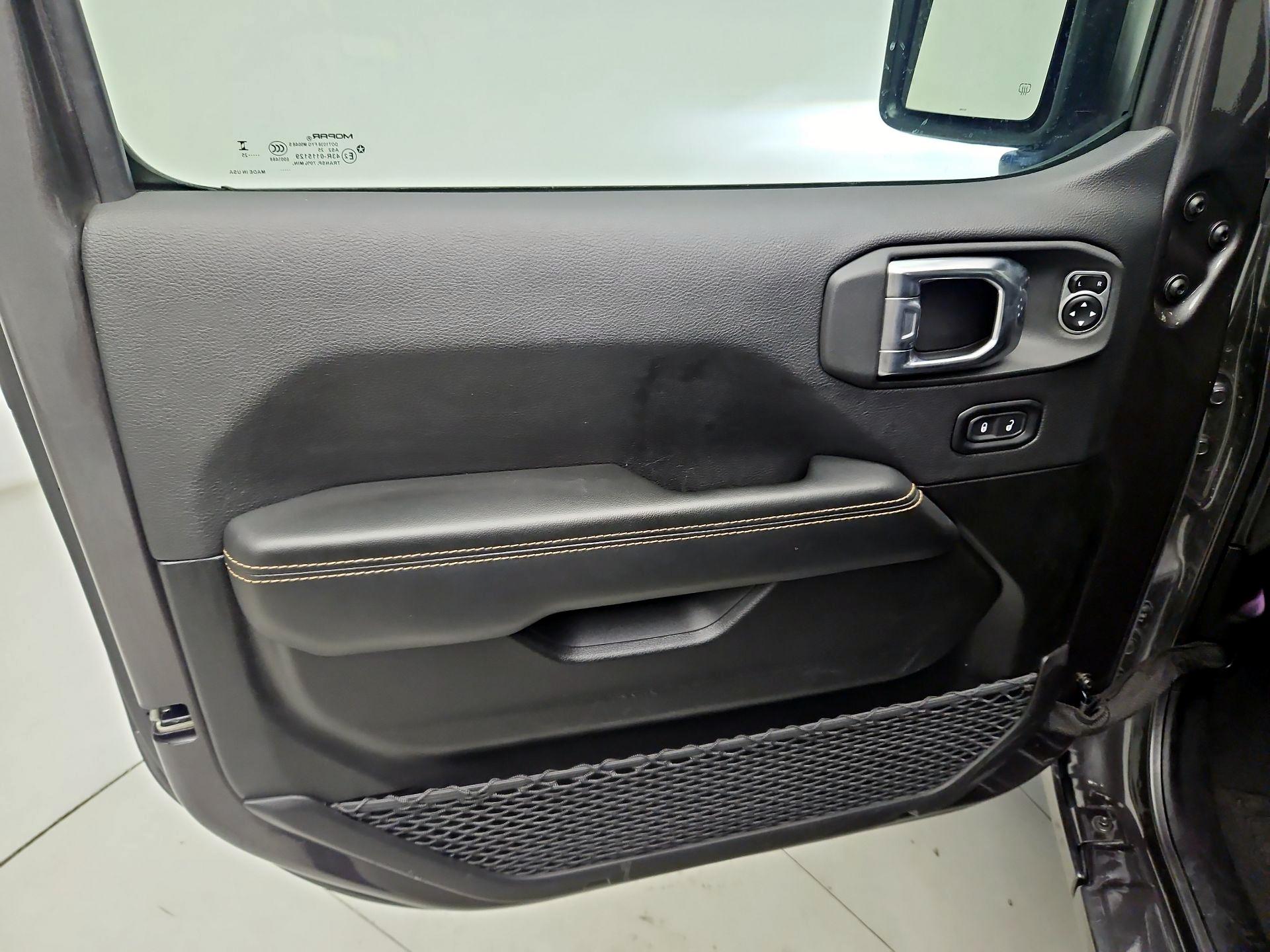 Thumbnail: 2025 Jeep Wrangler - 12