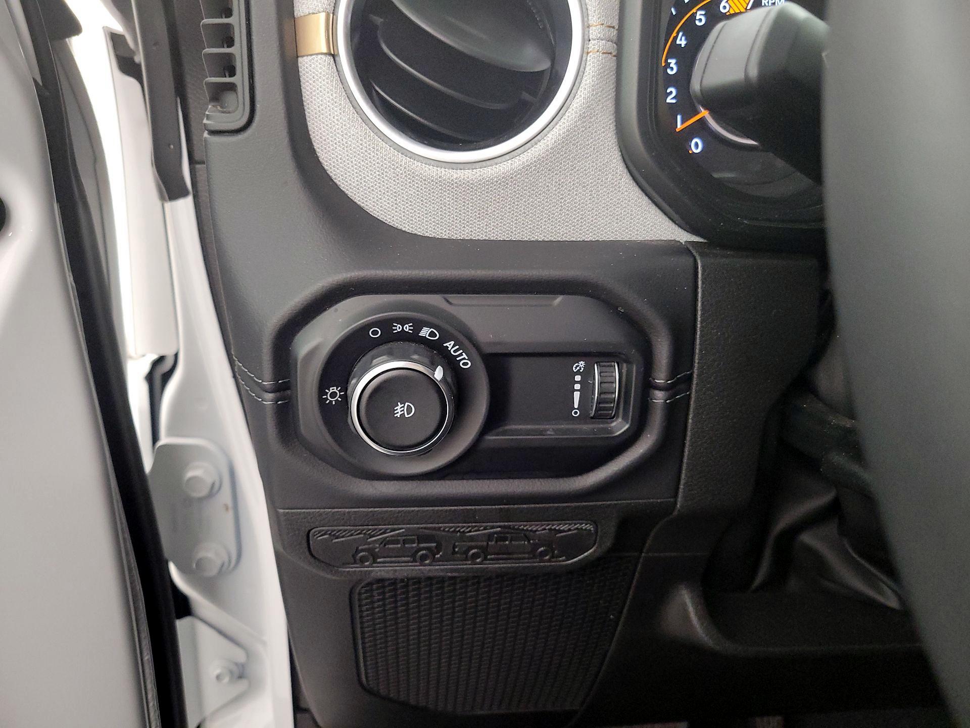 Thumbnail: 2025 Jeep Wrangler - 13