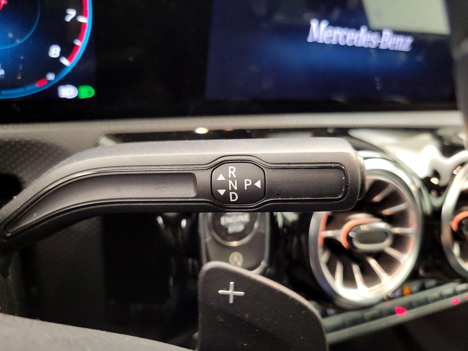 Thumbnail: 2022 Mercedes-Benz CLA - 18