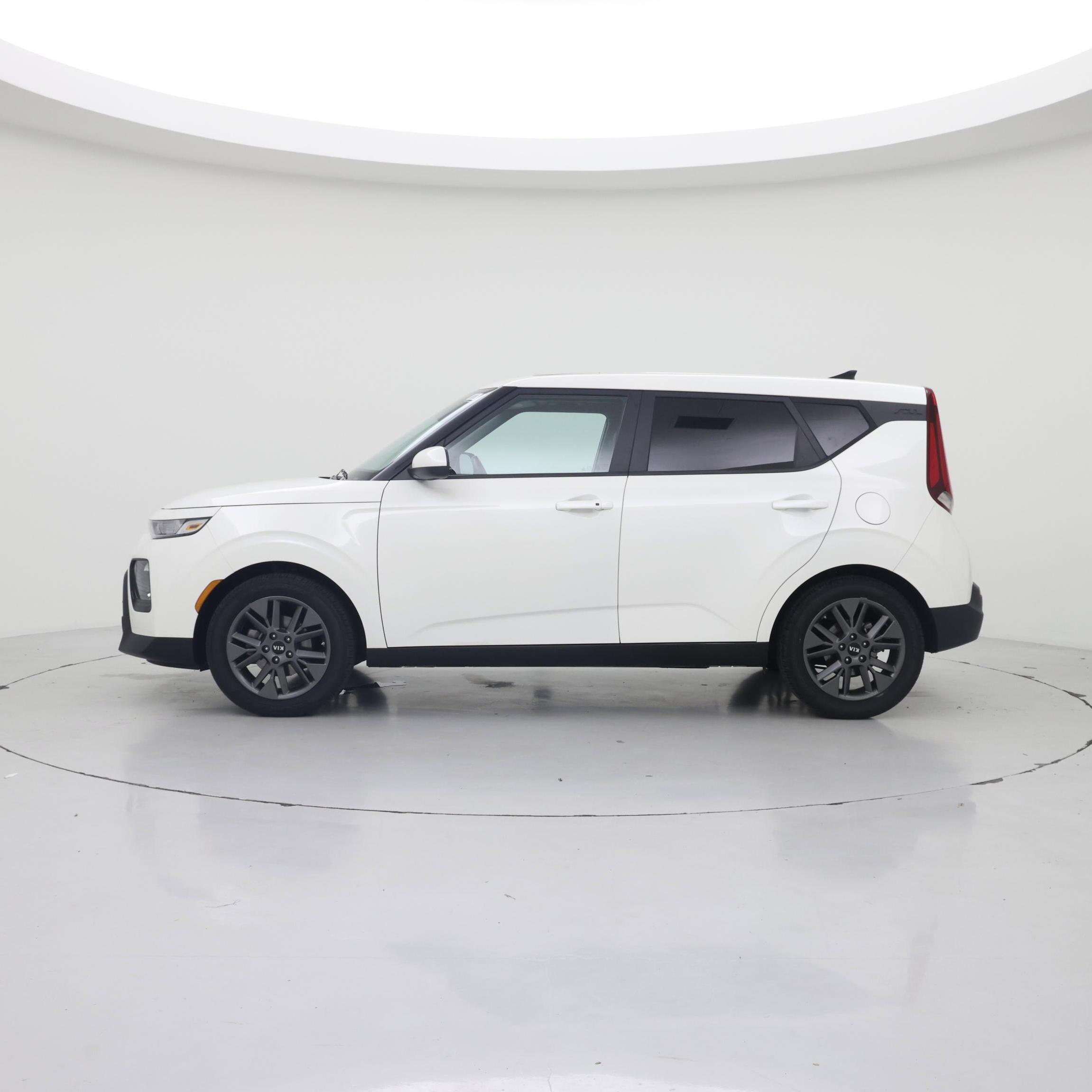 Thumbnail: 2021 Kia Soul - 3