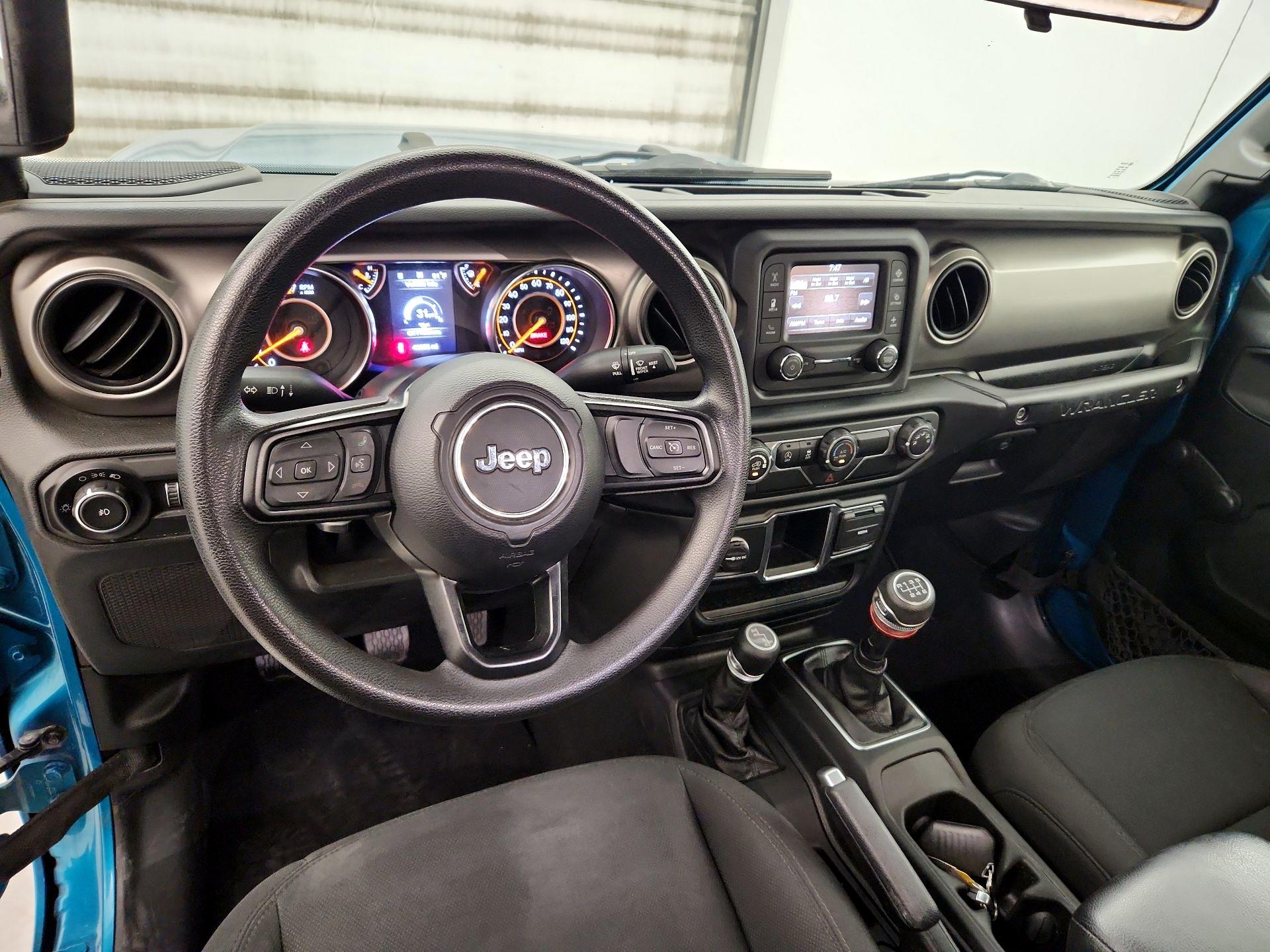 Thumbnail: 2020 Jeep Wrangler - 9