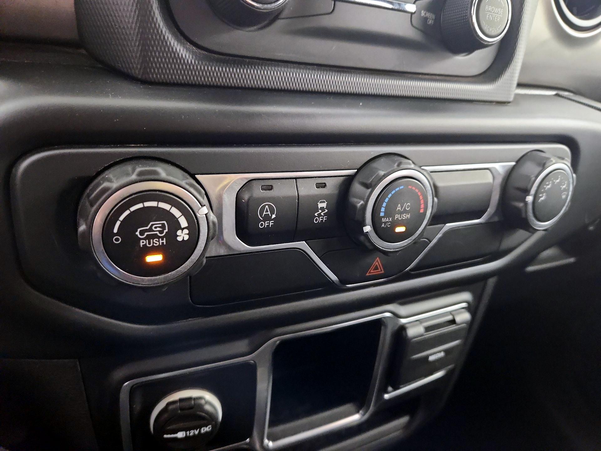 Thumbnail: 2020 Jeep Wrangler - 16