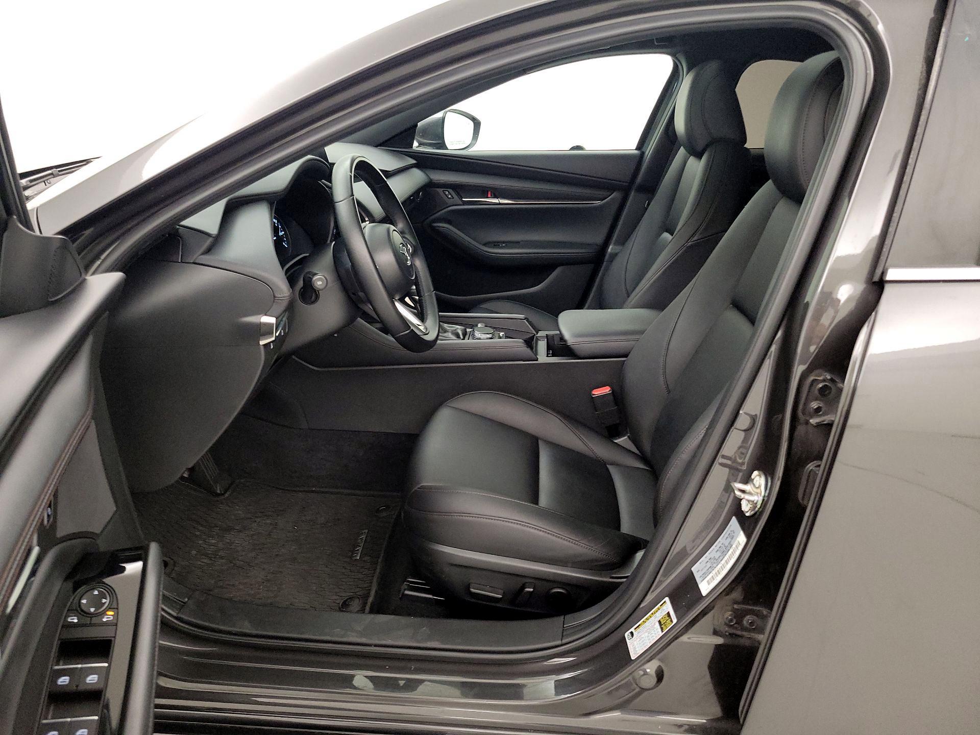 Thumbnail: 2022 Mazda Mazda3 - 11