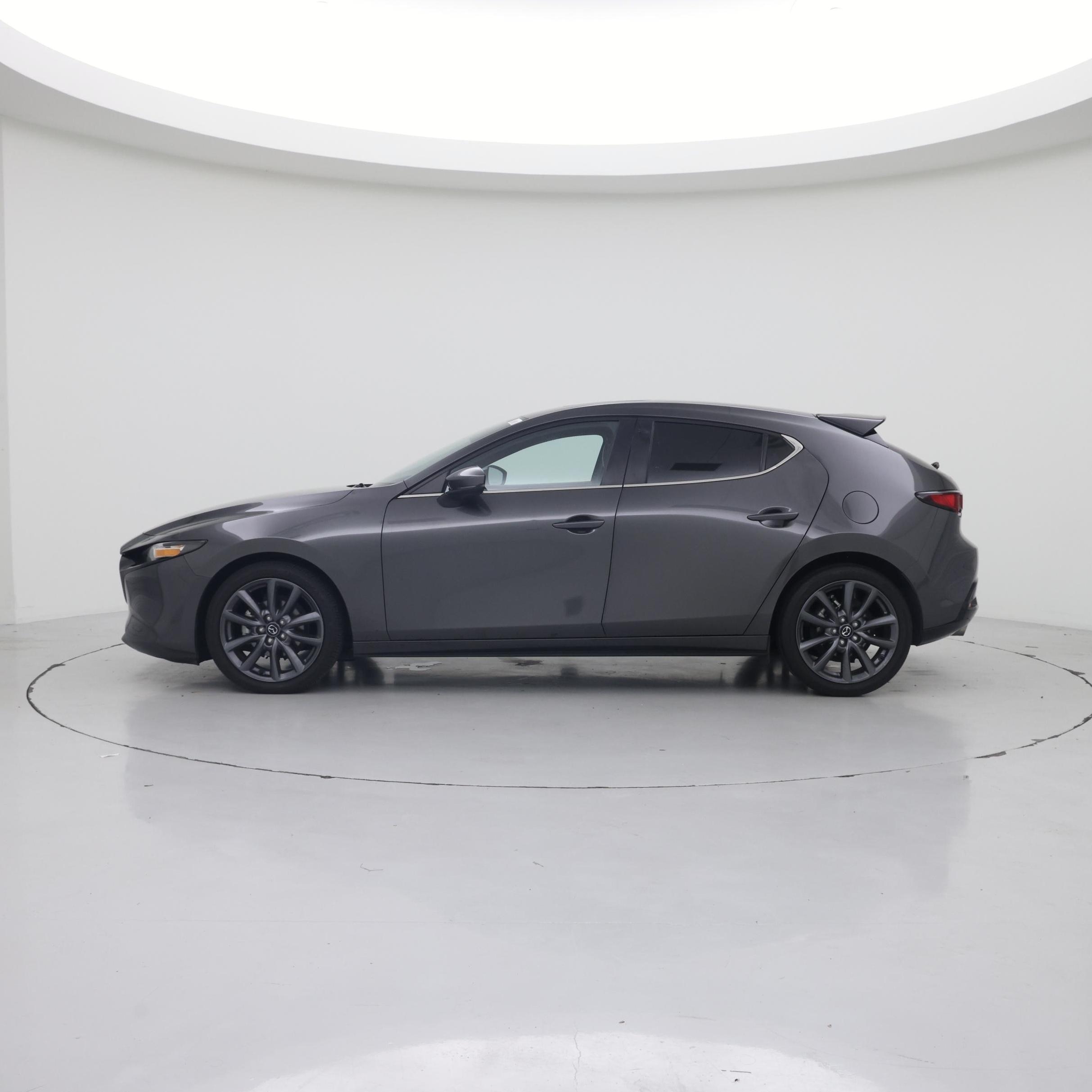 Thumbnail: 2022 Mazda Mazda3 - 3