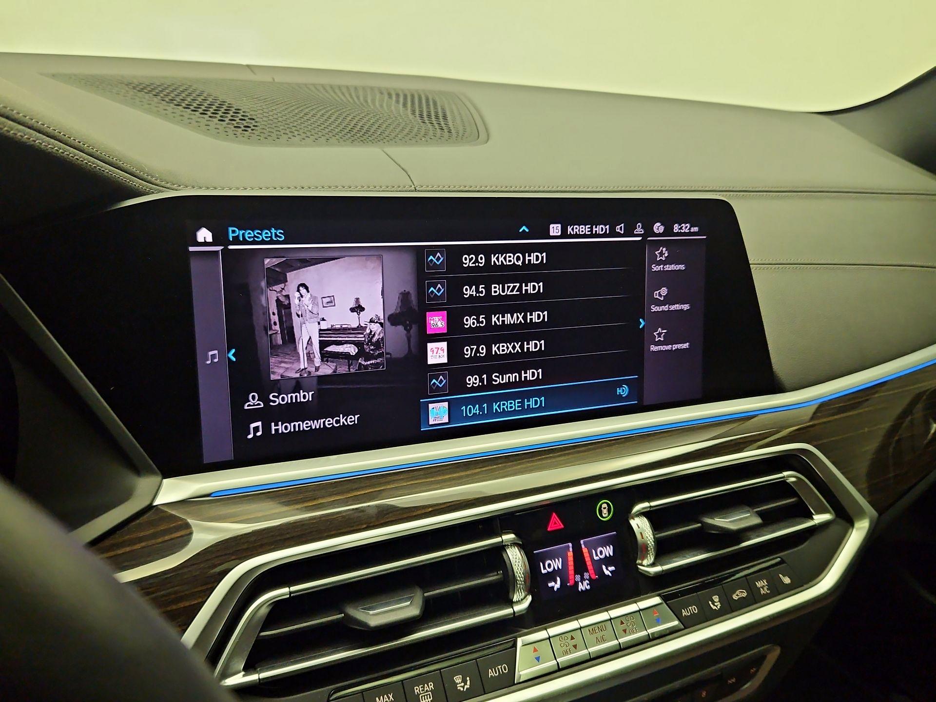 Thumbnail: 2021 BMW X5 - 16