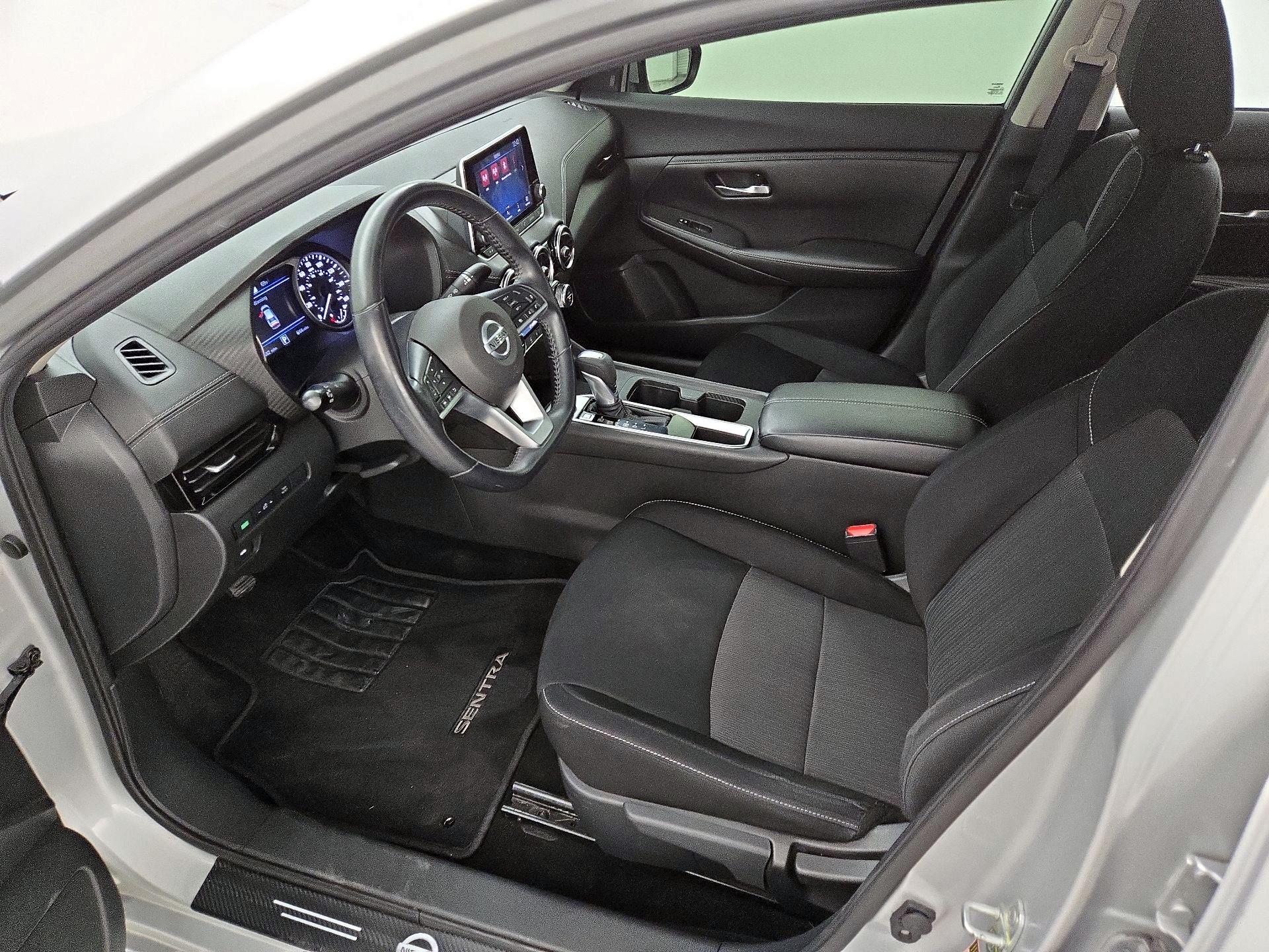 Thumbnail: 2021 Nissan Sentra - 11