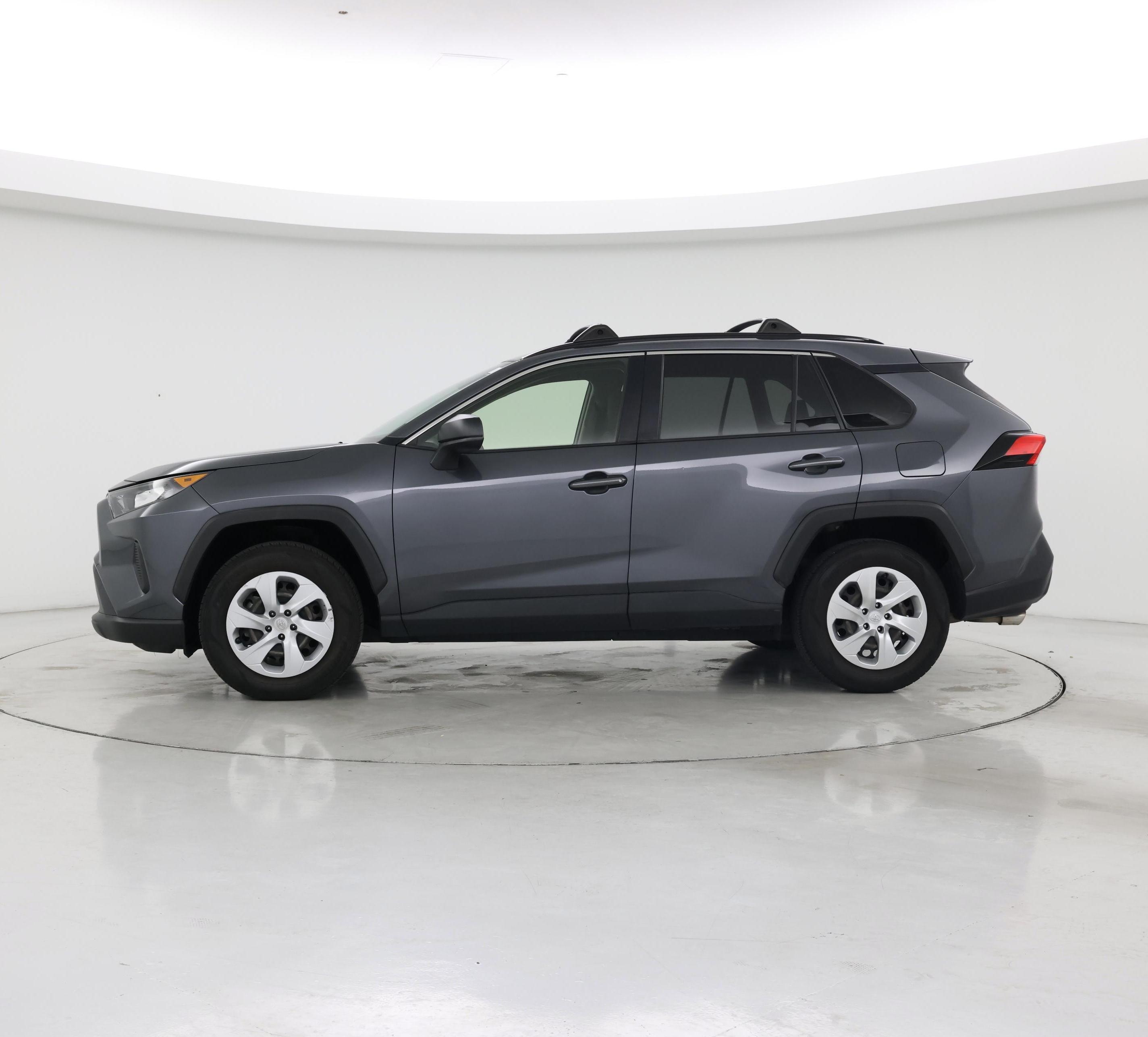Thumbnail: 2019 Toyota RAV4 - 3