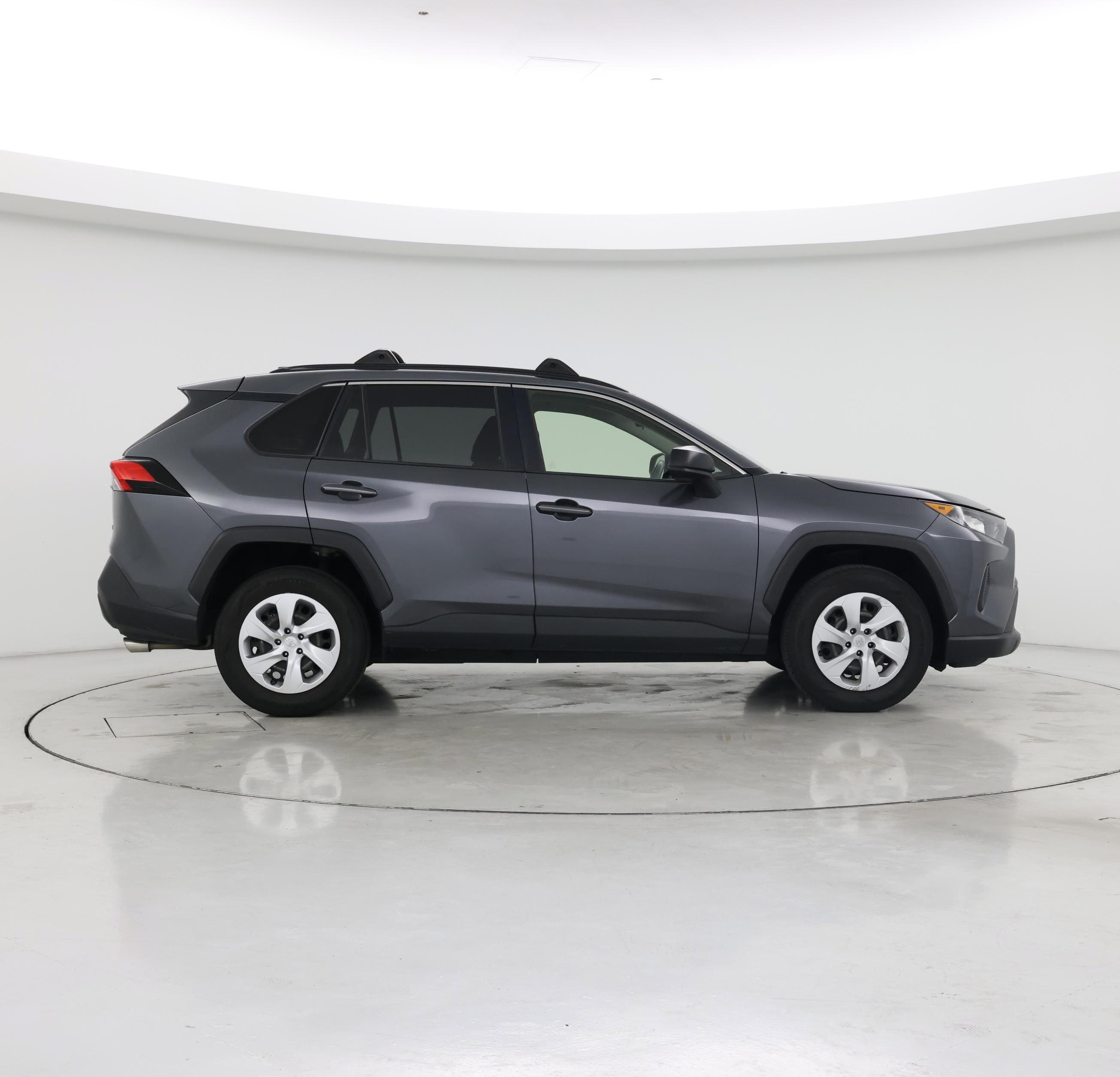 Thumbnail: 2019 Toyota RAV4 - 7