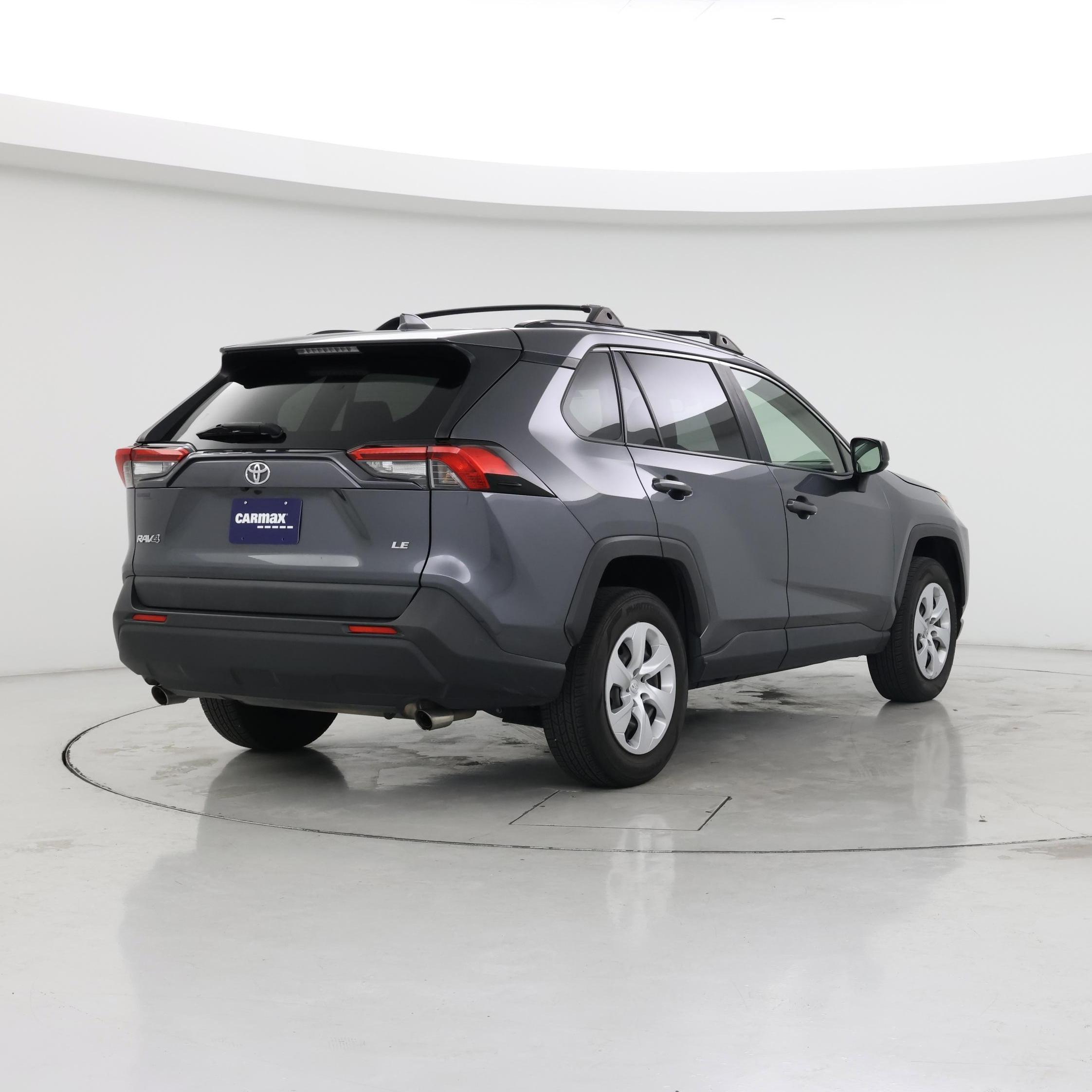 Thumbnail: 2019 Toyota RAV4 - 8