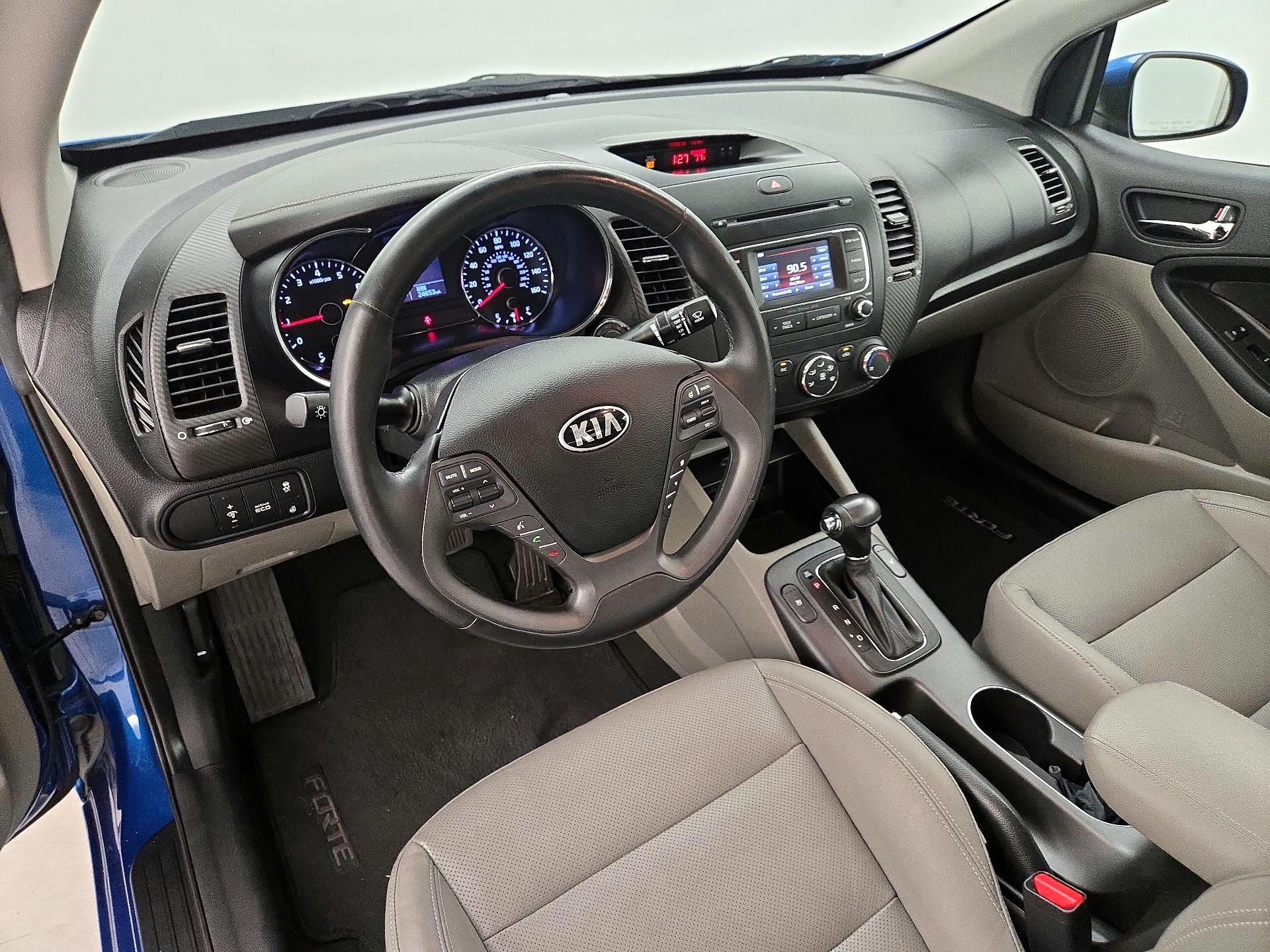 Thumbnail: 2014 Kia Forte - 9
