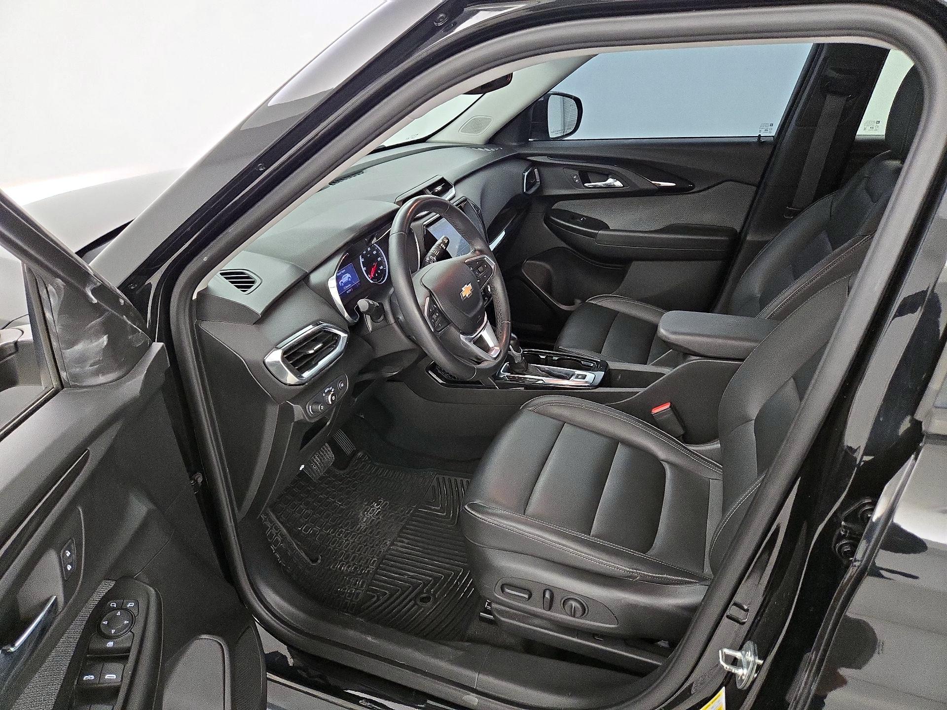 Thumbnail: 2021 Chevrolet TrailBlazer - 11