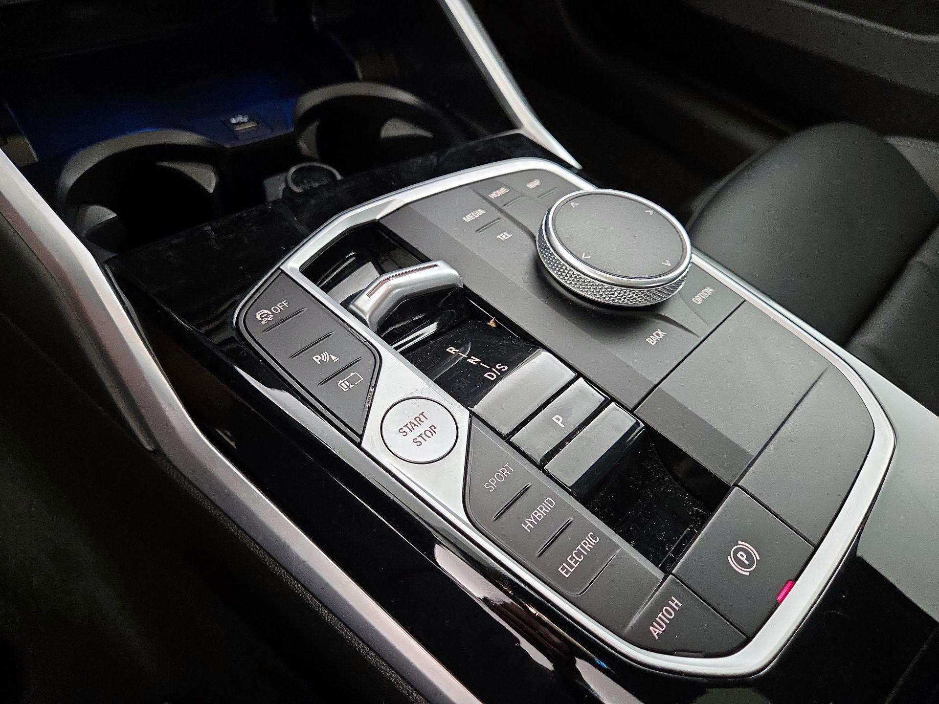Thumbnail: 2023 BMW 3 Series - 18