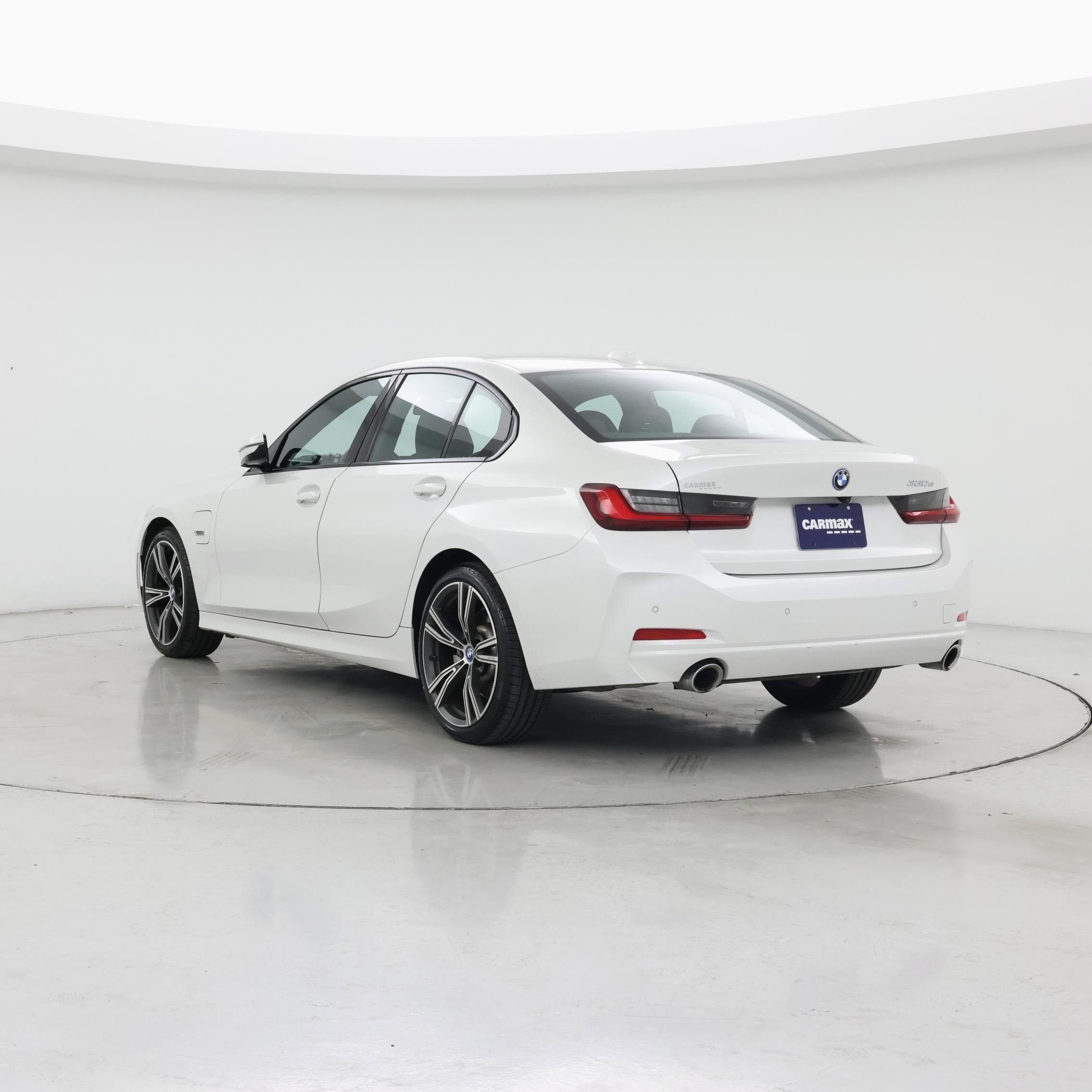 Thumbnail: 2023 BMW 3 Series - 2