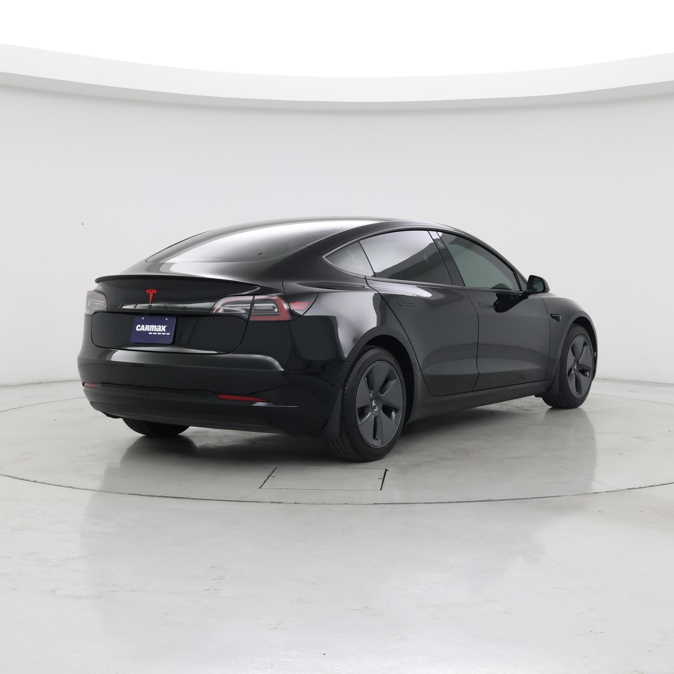 Thumbnail: 2023 Tesla Model 3 - 8