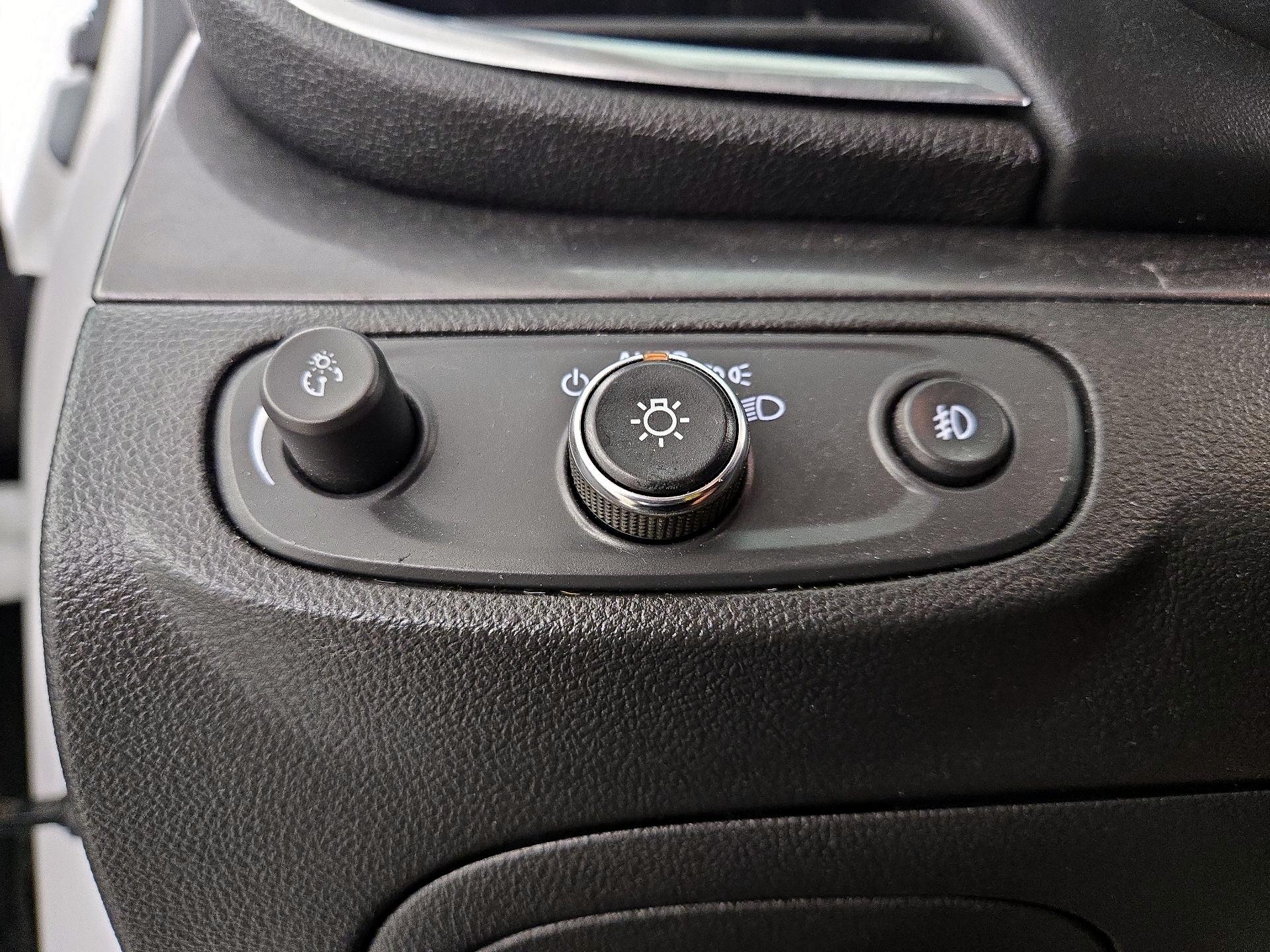 Thumbnail: 2020 Buick Encore - 13