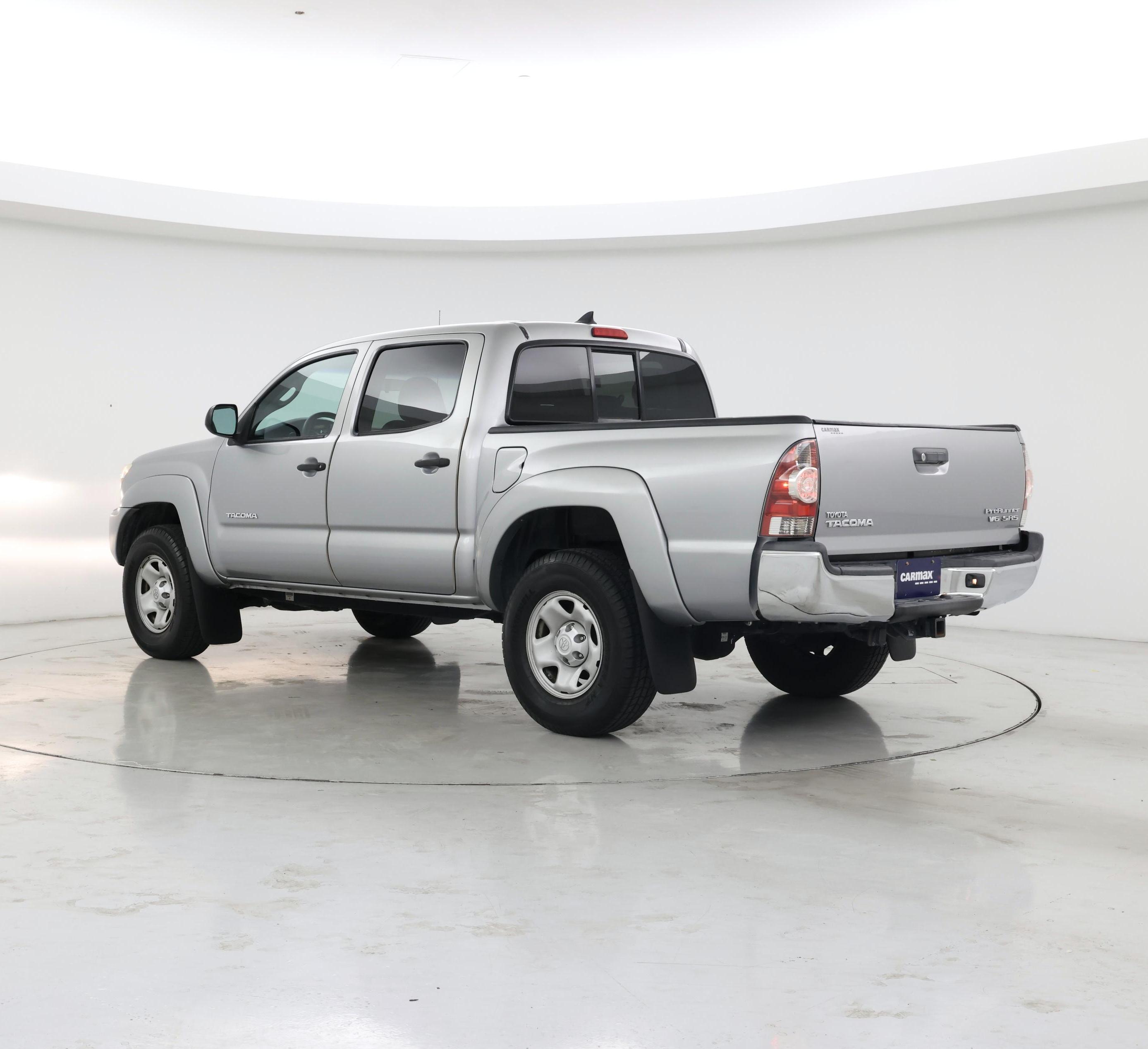 Thumbnail: 2015 Toyota Tacoma - 2