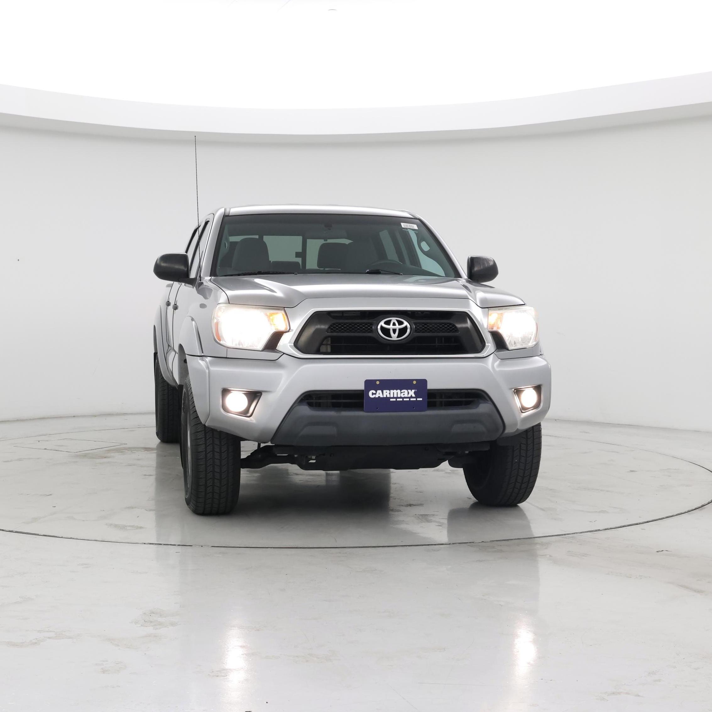 Thumbnail: 2015 Toyota Tacoma - 5