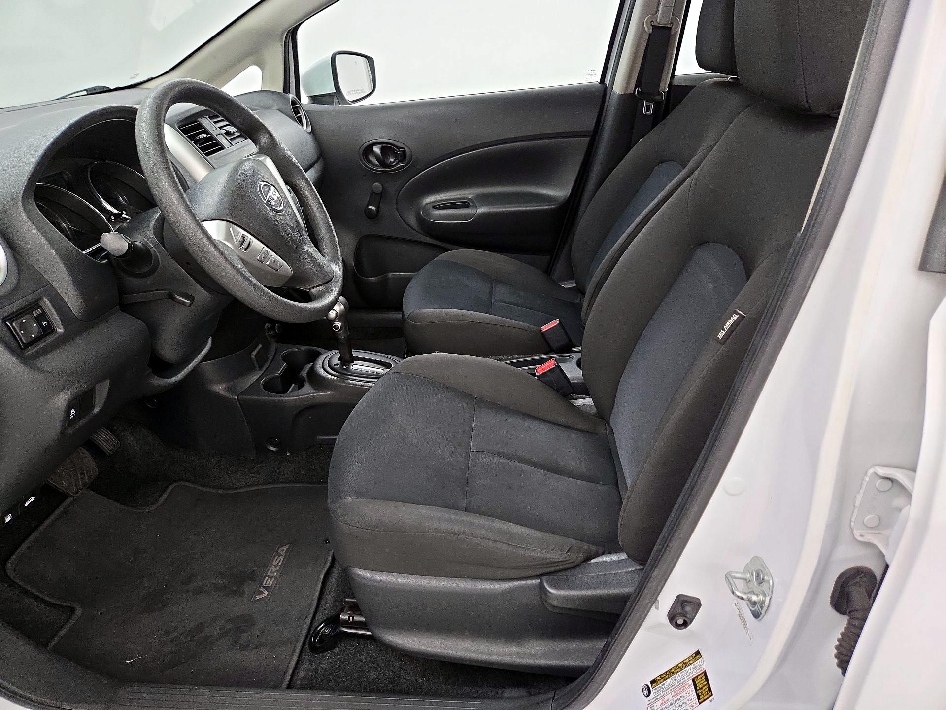 Thumbnail: 2018 Nissan Versa Note - 11