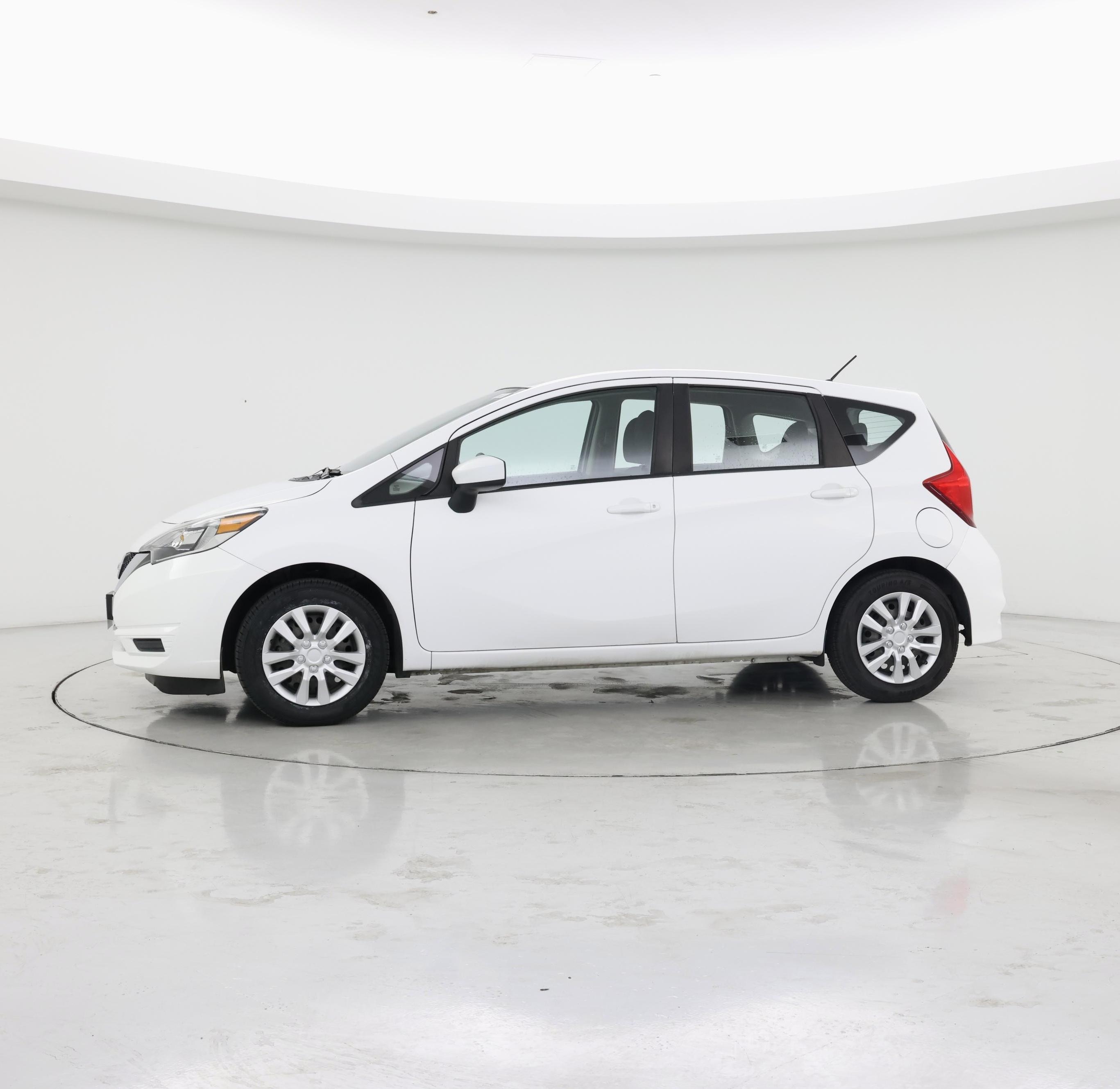 Thumbnail: 2018 Nissan Versa Note - 3