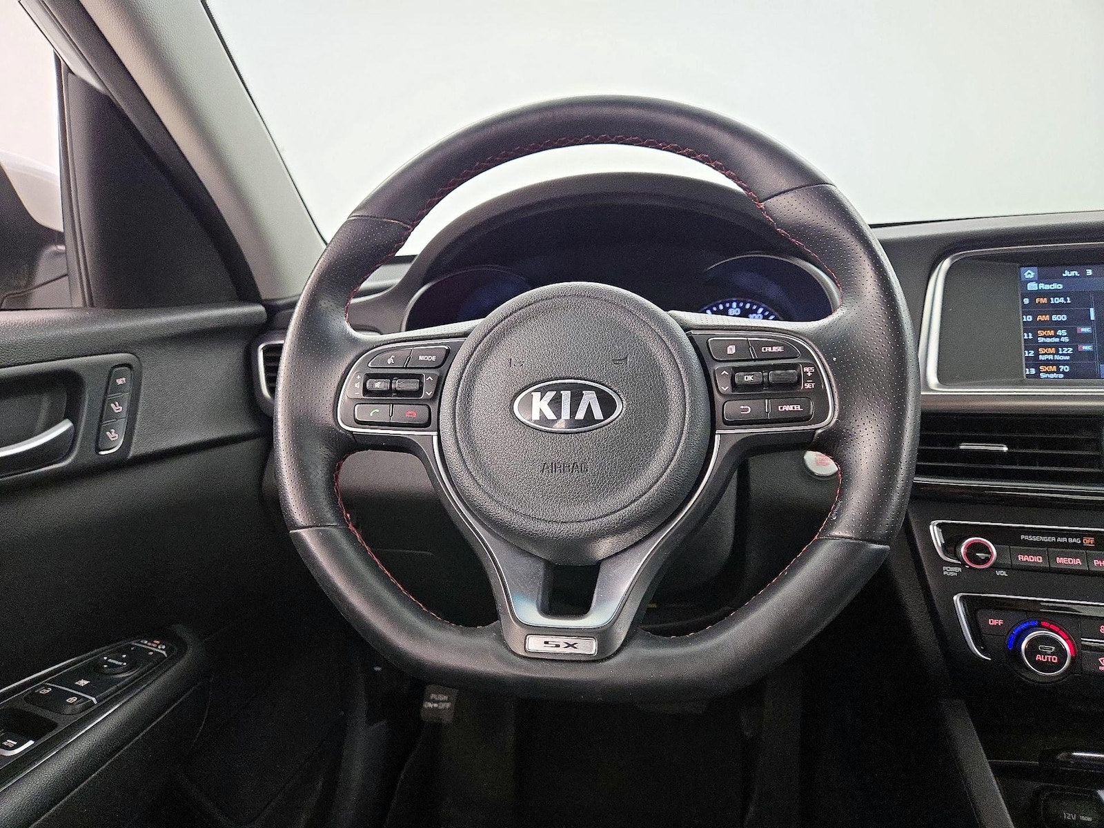 2018 Kia Optima SX - Photo 11