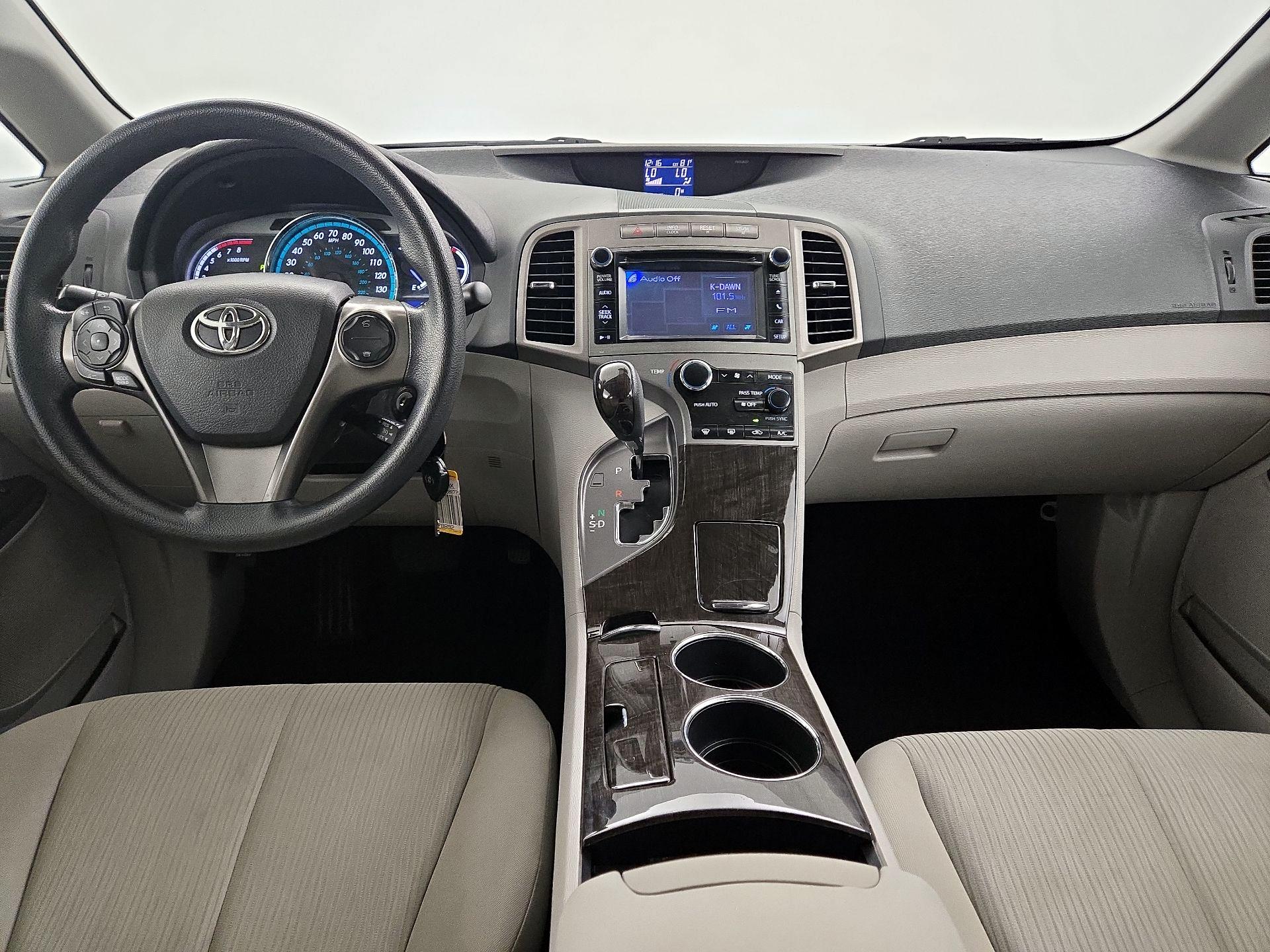 Thumbnail: 2014 Toyota Venza - 9