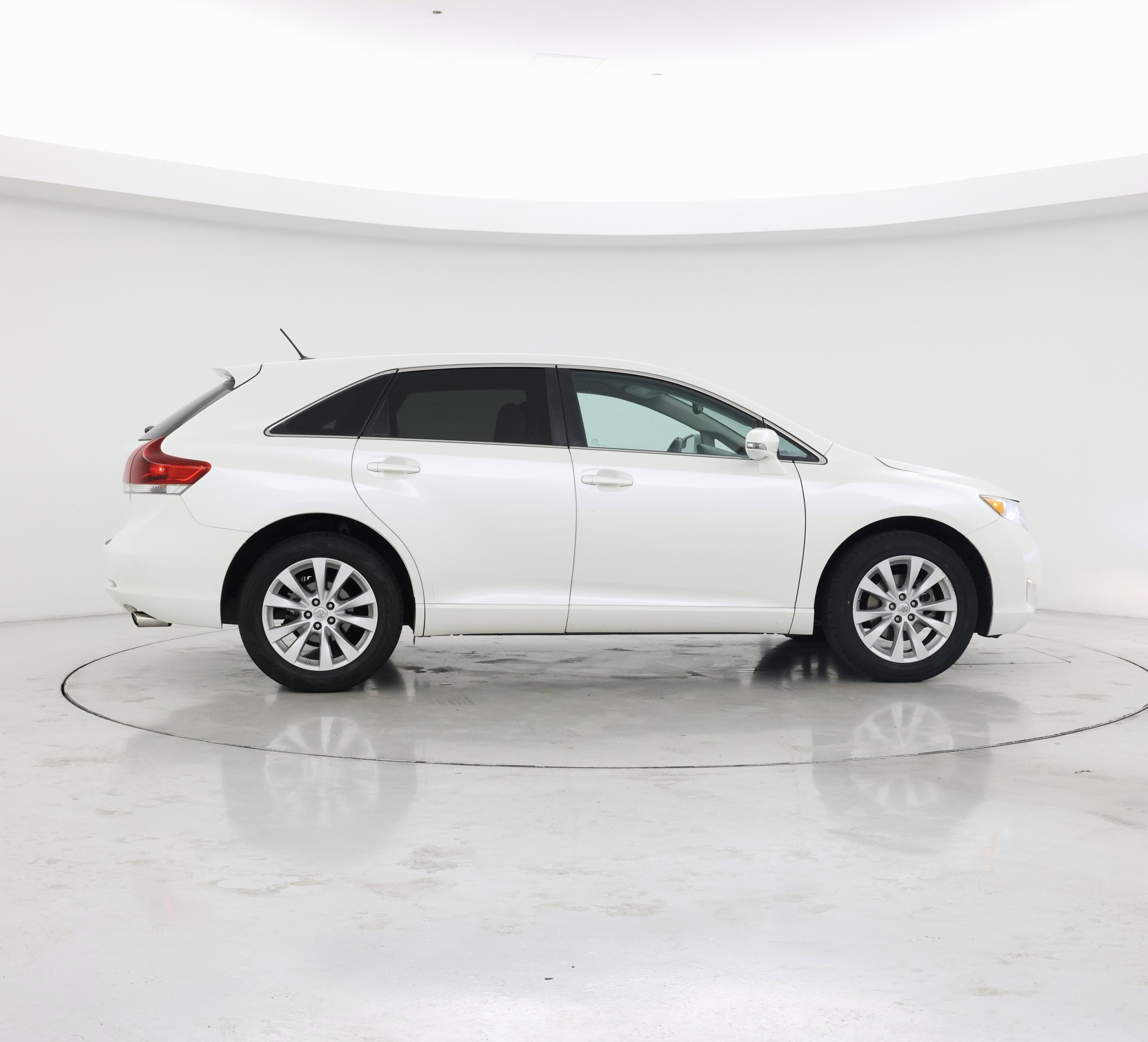 Thumbnail: 2014 Toyota Venza - 7