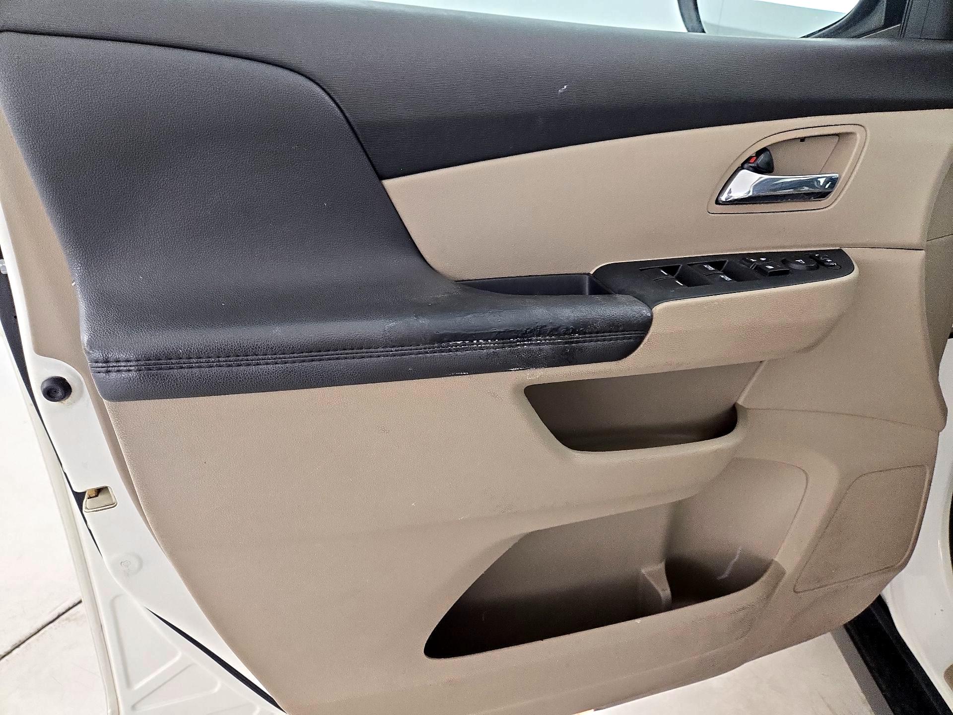 Thumbnail: 2016 Honda Odyssey - 12