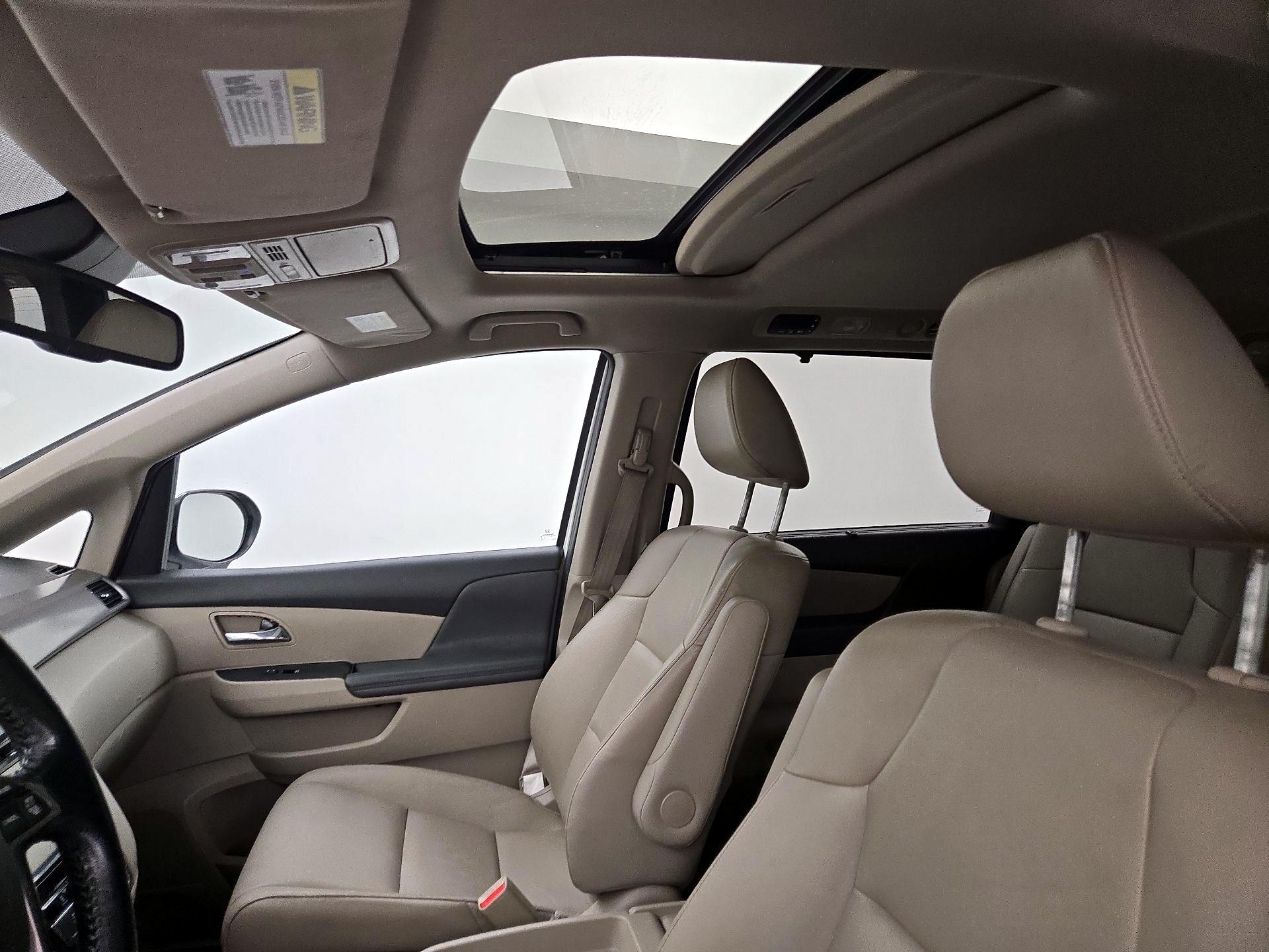 Thumbnail: 2016 Honda Odyssey - 19