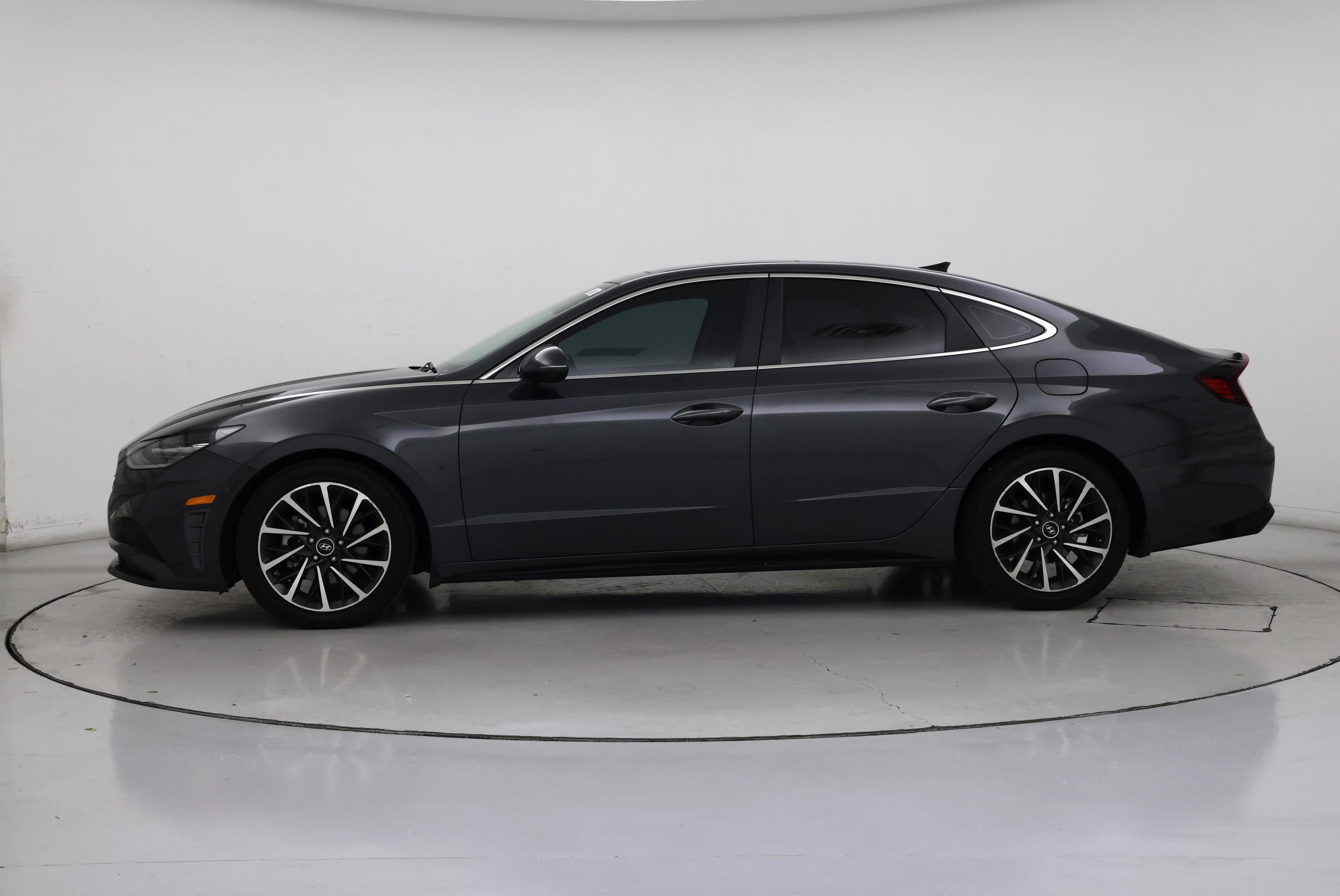Thumbnail: 2022 Hyundai Sonata - 3