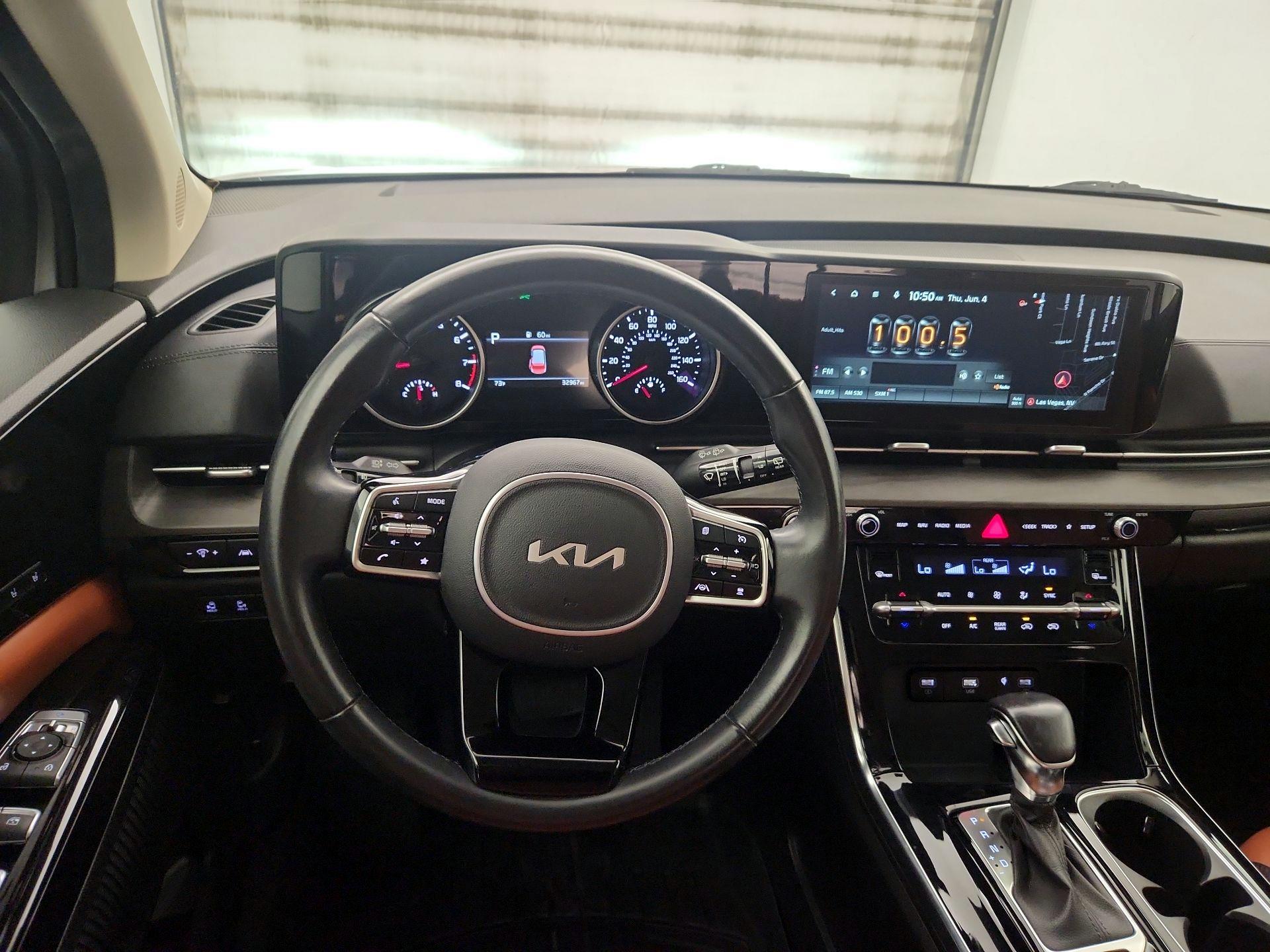 Thumbnail: 2022 Kia Carnival - 10