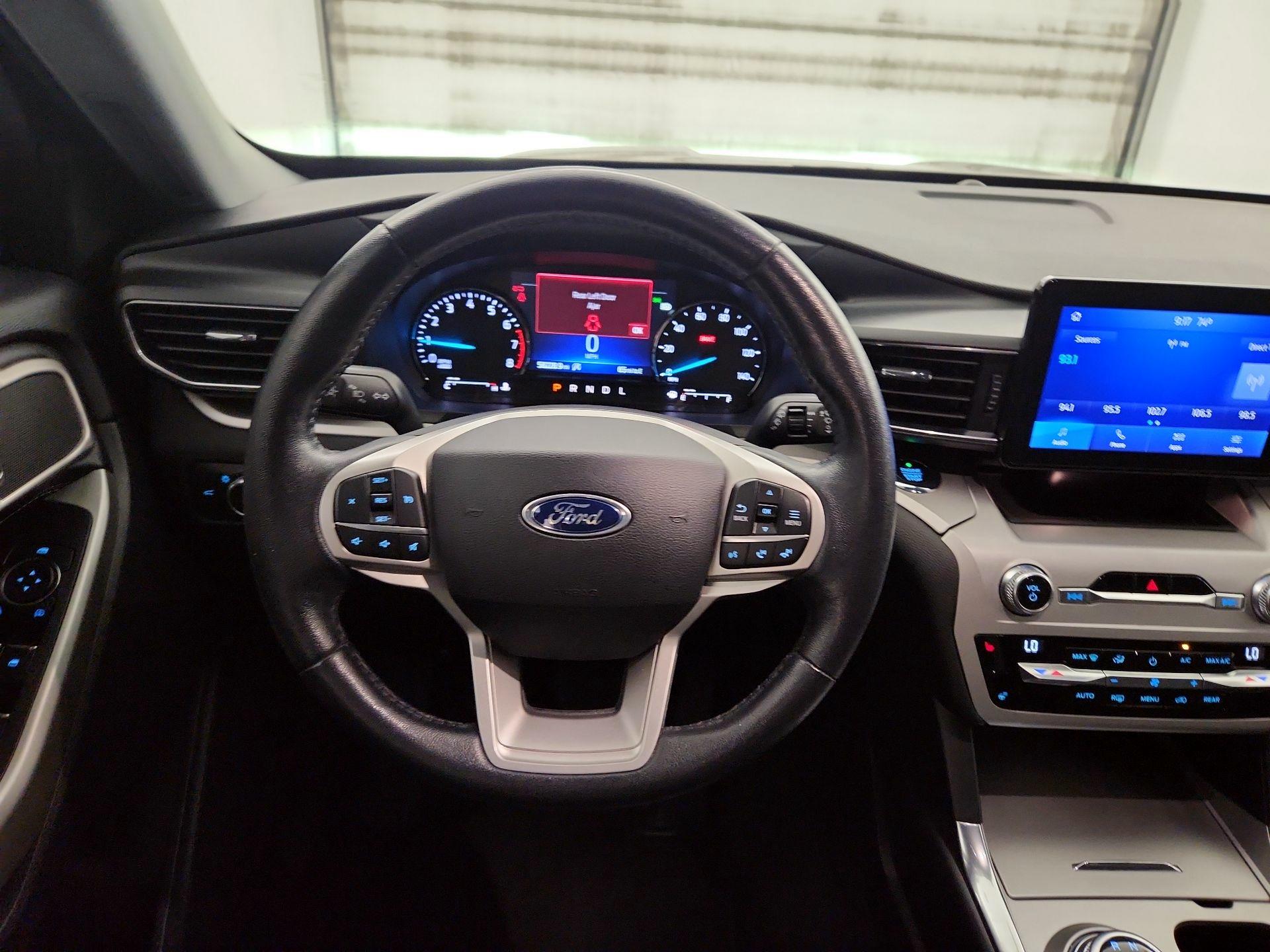 Thumbnail: 2021 Ford Explorer - 10