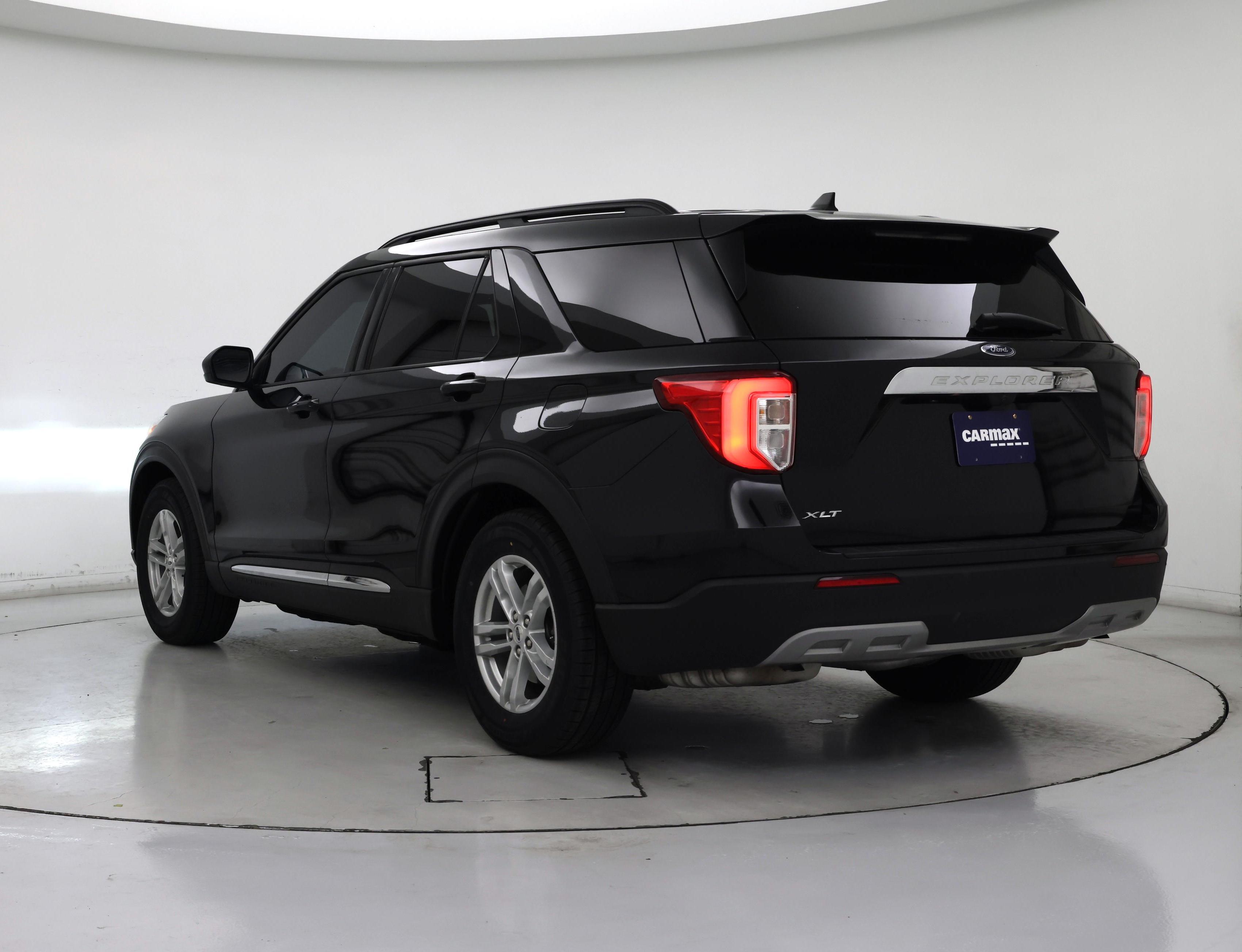 Thumbnail: 2021 Ford Explorer - 2