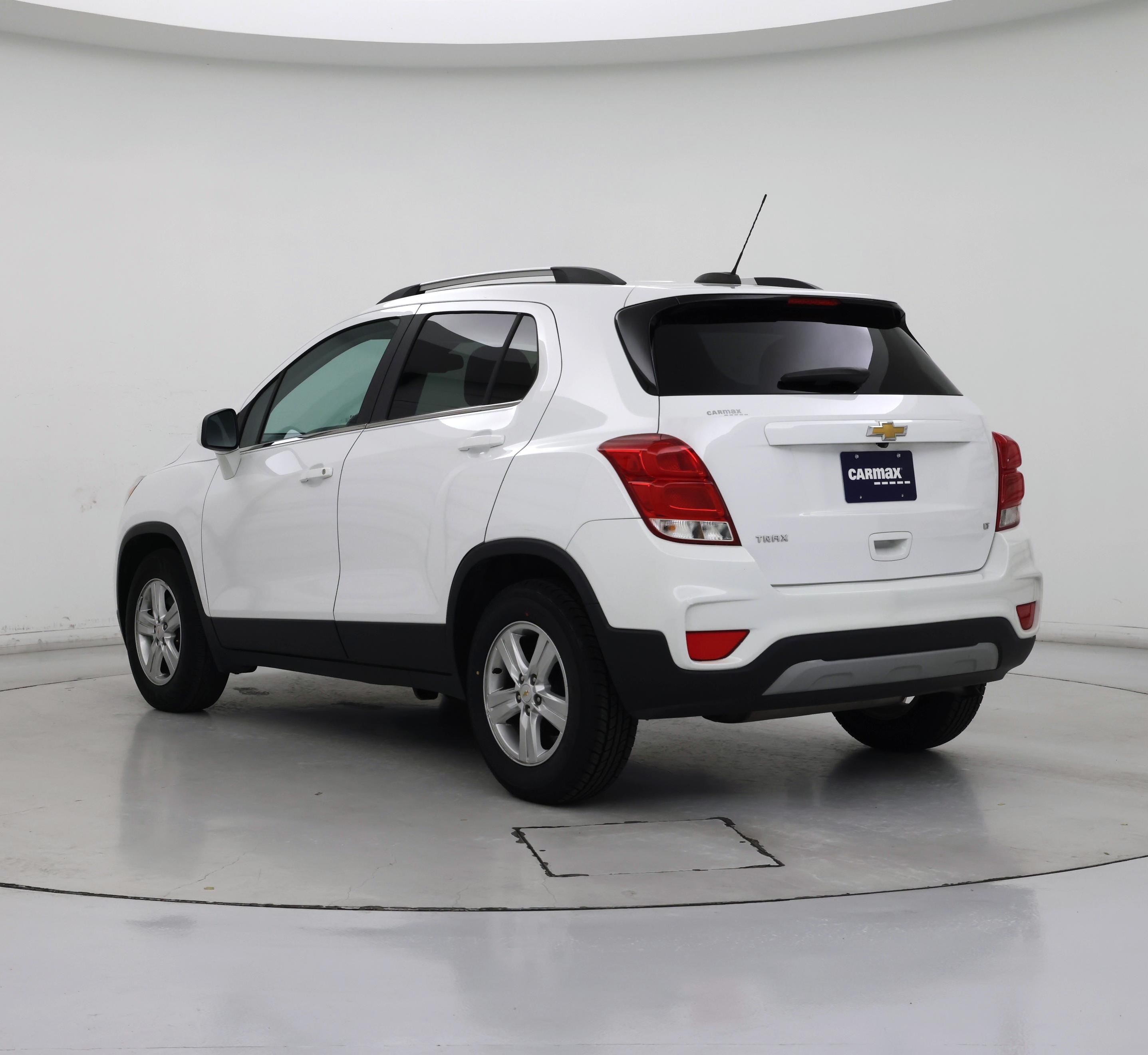 Thumbnail: 2020 Chevrolet Trax - 2
