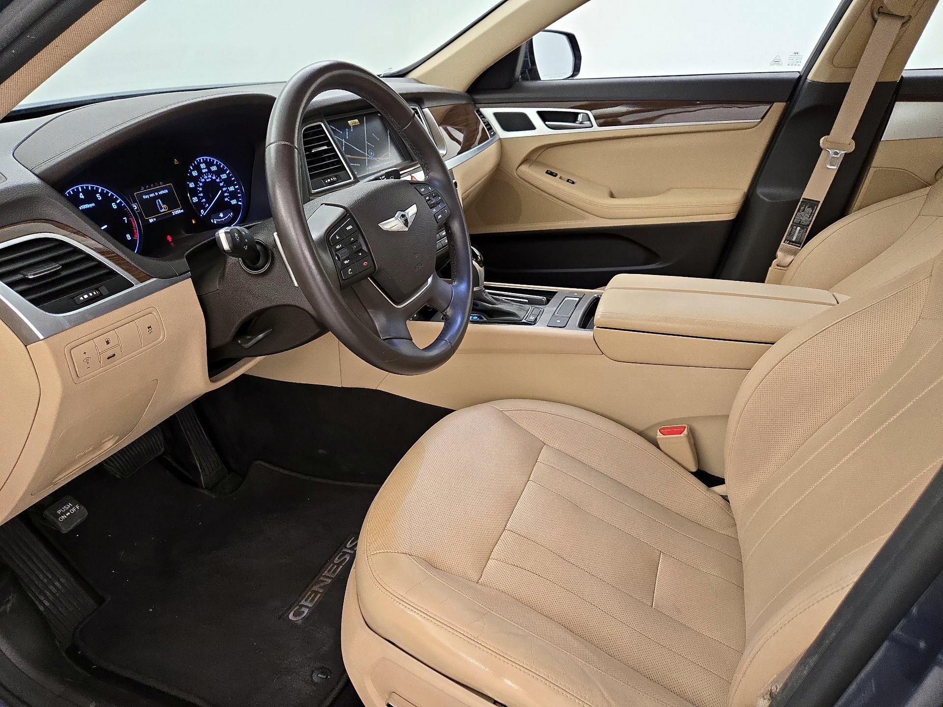 Thumbnail: 2015 Hyundai Genesis - 11