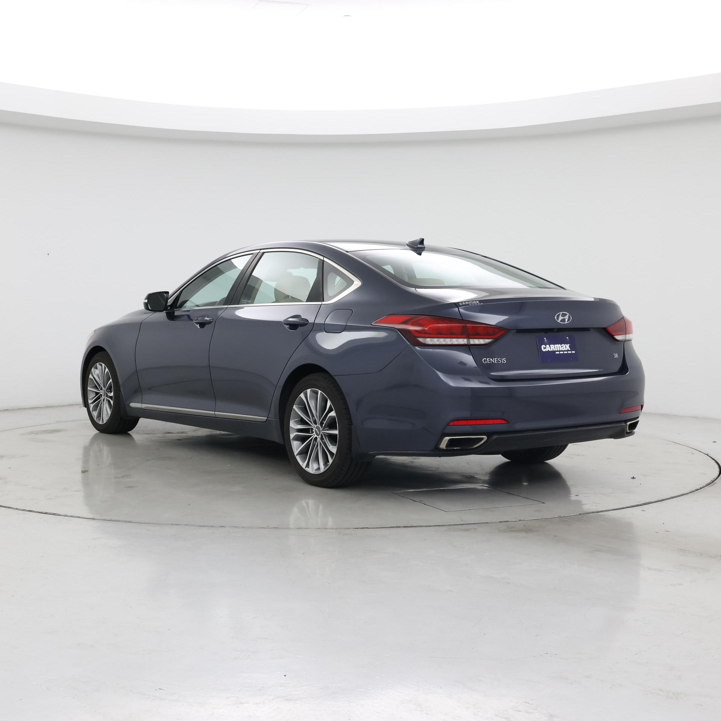 Thumbnail: 2015 Hyundai Genesis - 2
