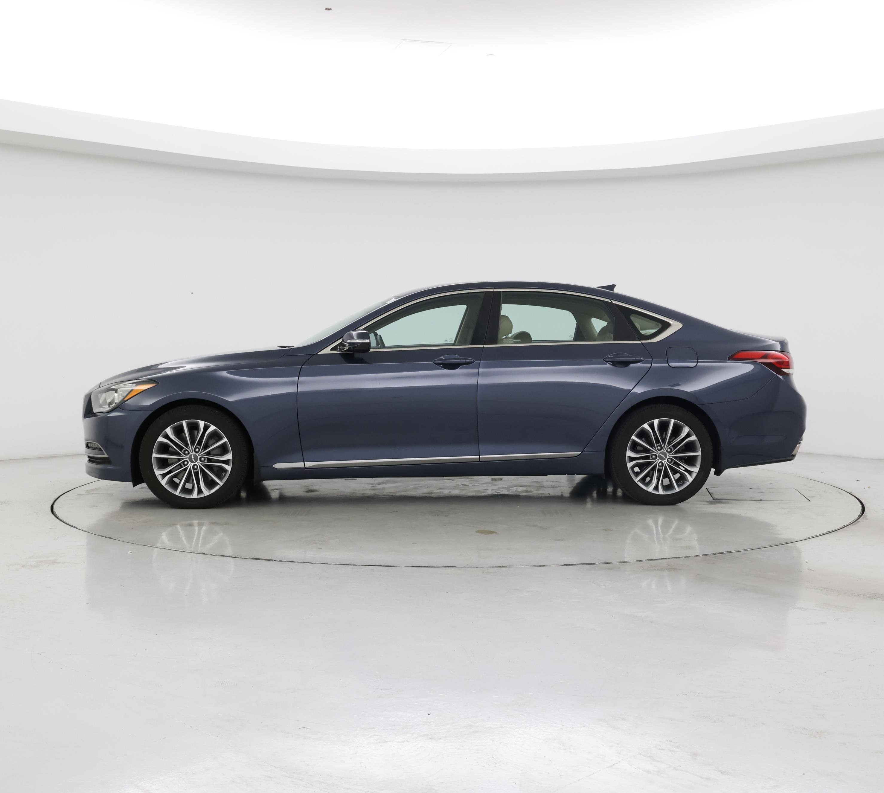 Thumbnail: 2015 Hyundai Genesis - 3