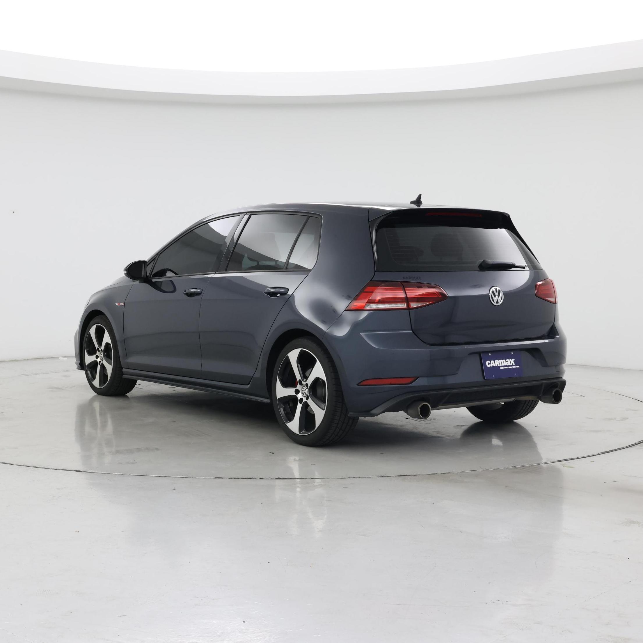 Thumbnail: 2018 Volkswagen Golf - 2