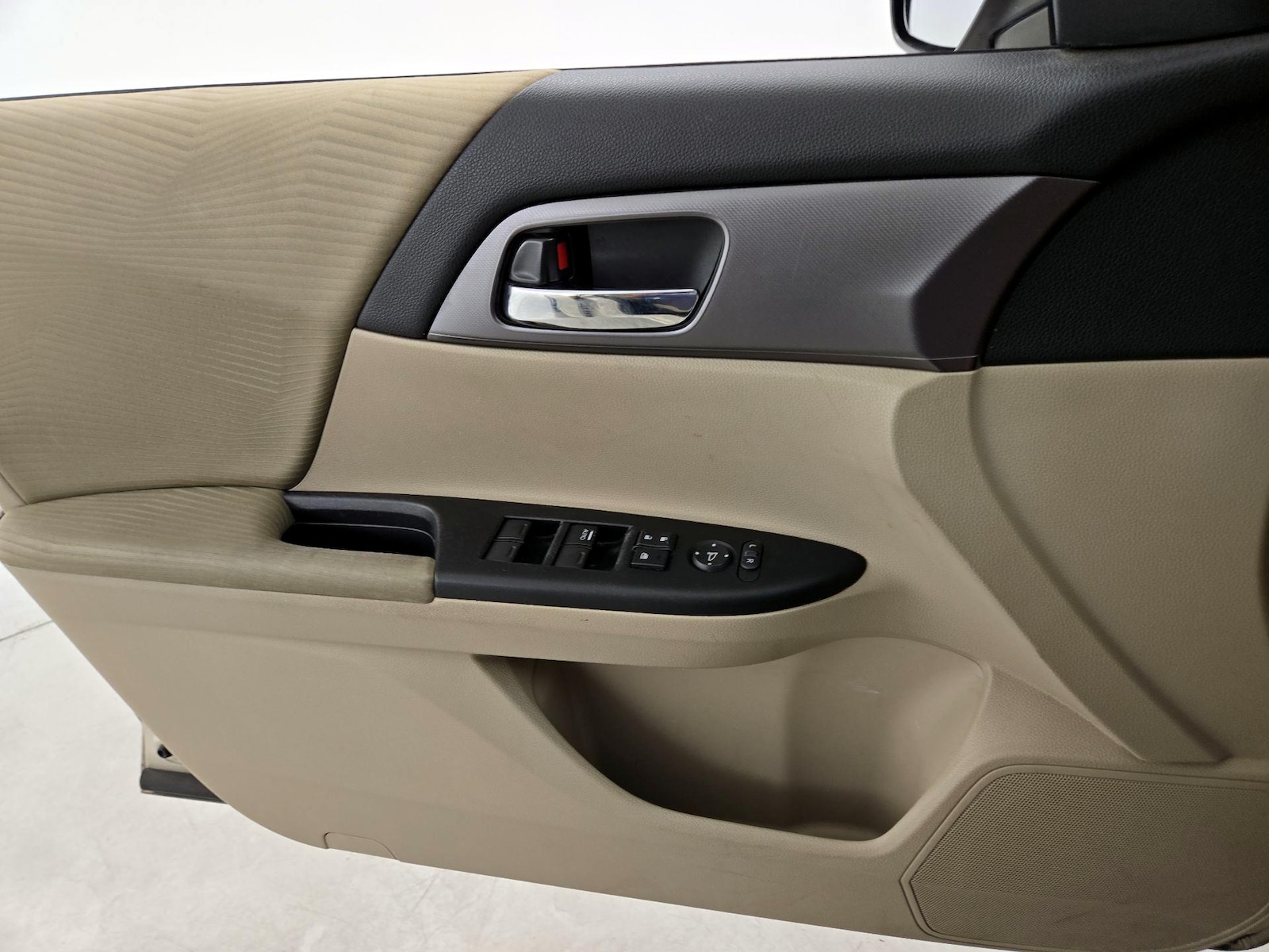 2014 Honda Accord LX - Photo 13
