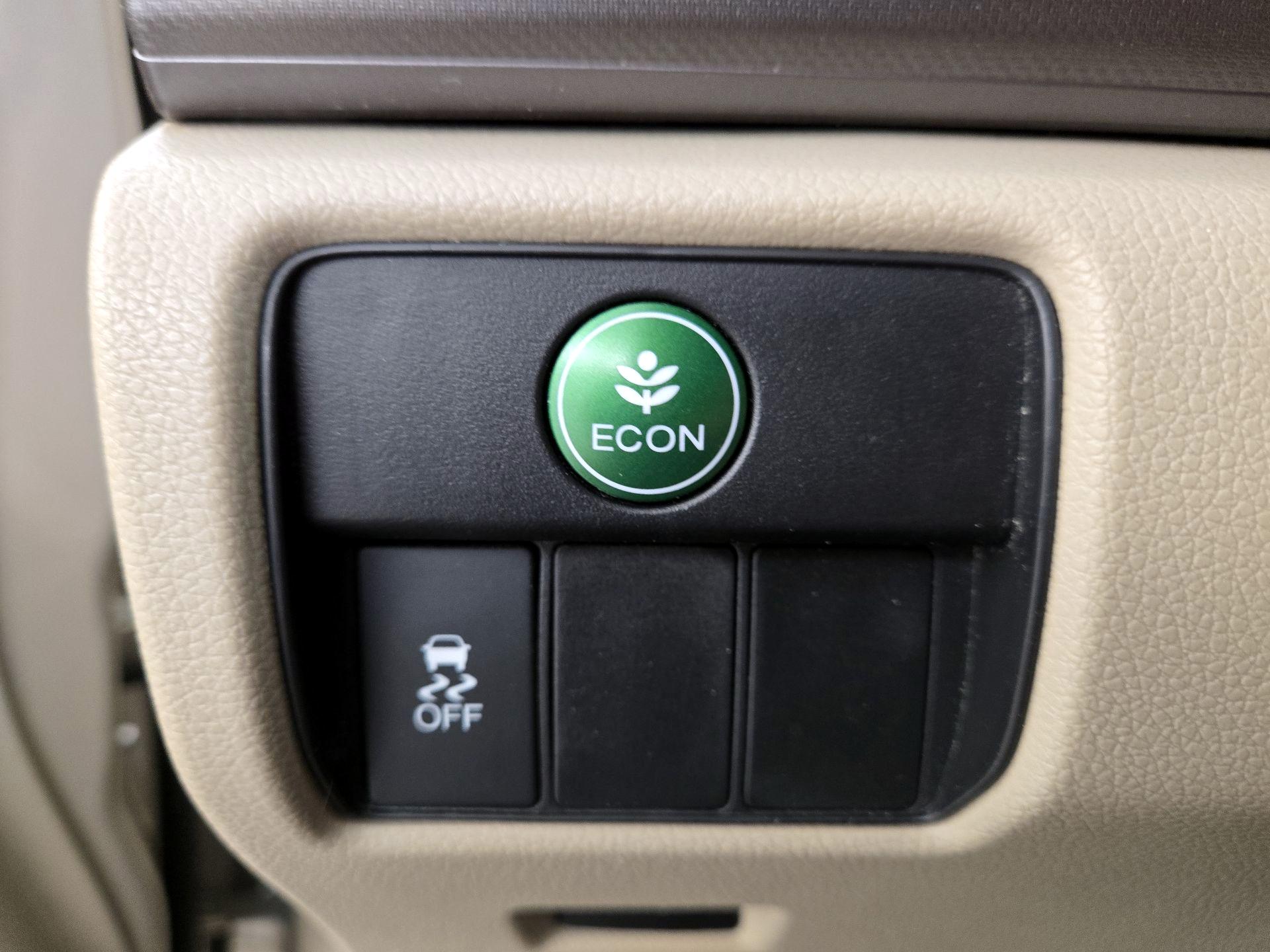 Thumbnail: 2014 Honda Accord - 13