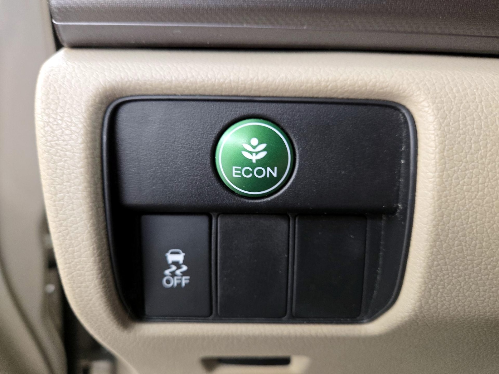 2014 Honda Accord LX - Photo 14