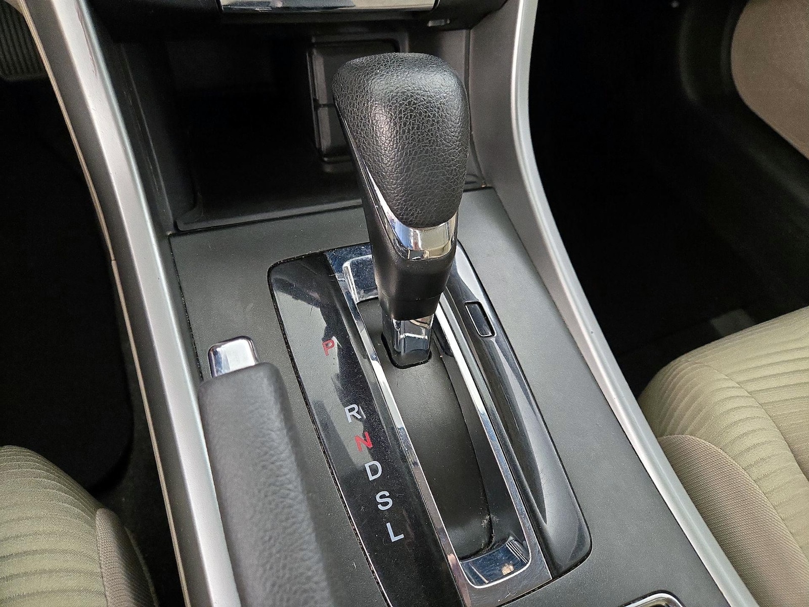 2014 Honda Accord LX - Photo 18