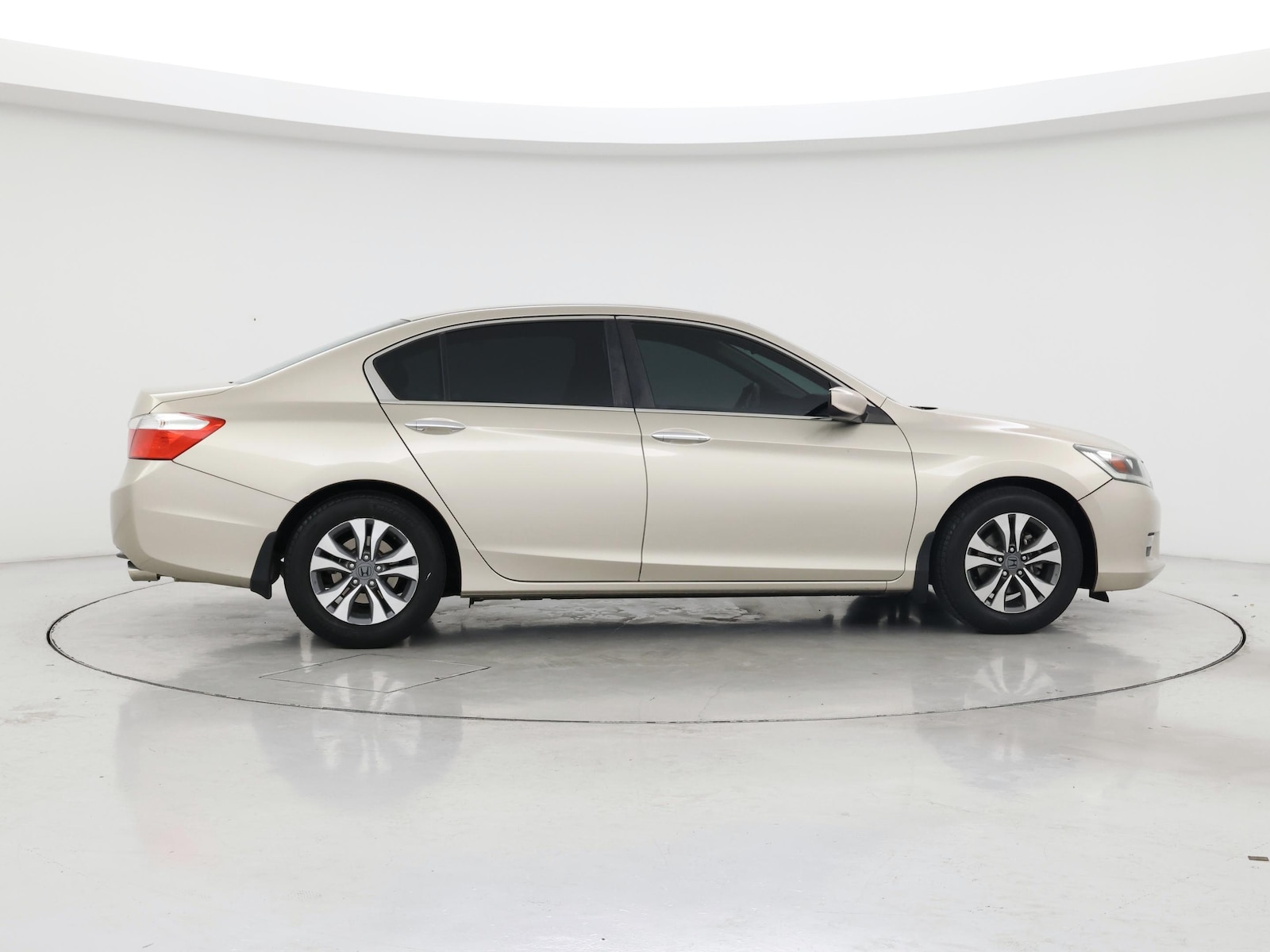 2014 Honda Accord LX - Photo 8