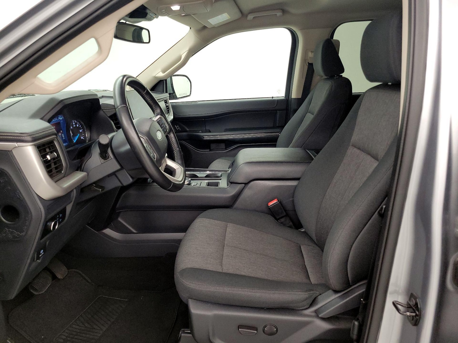 2024 Ford Expedition XLT - Photo 12