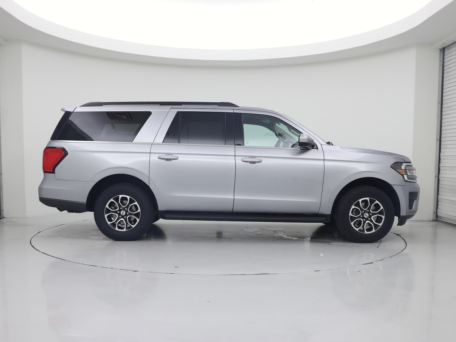 2024 Ford Expedition XLT - Photo 8