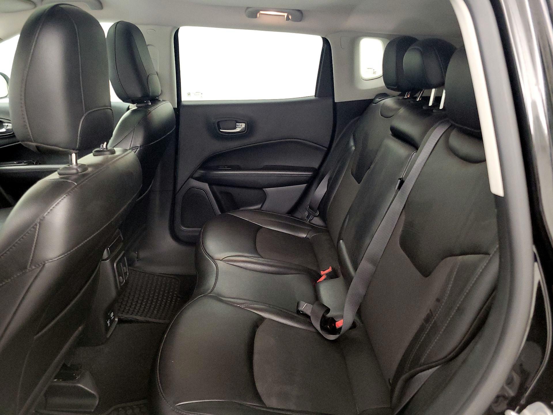 Thumbnail: 2021 Jeep Compass - 20