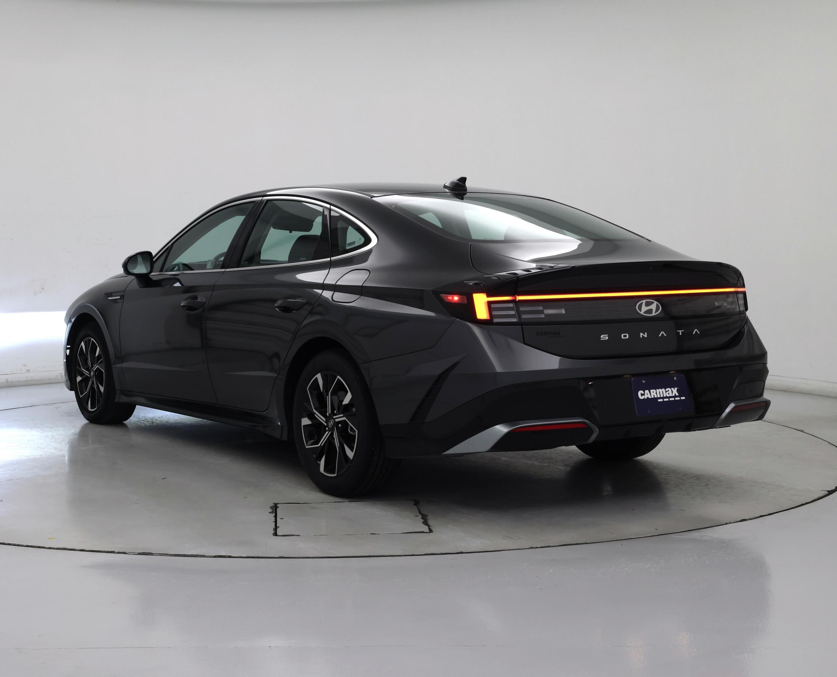 Thumbnail: 2025 Hyundai Sonata - 2