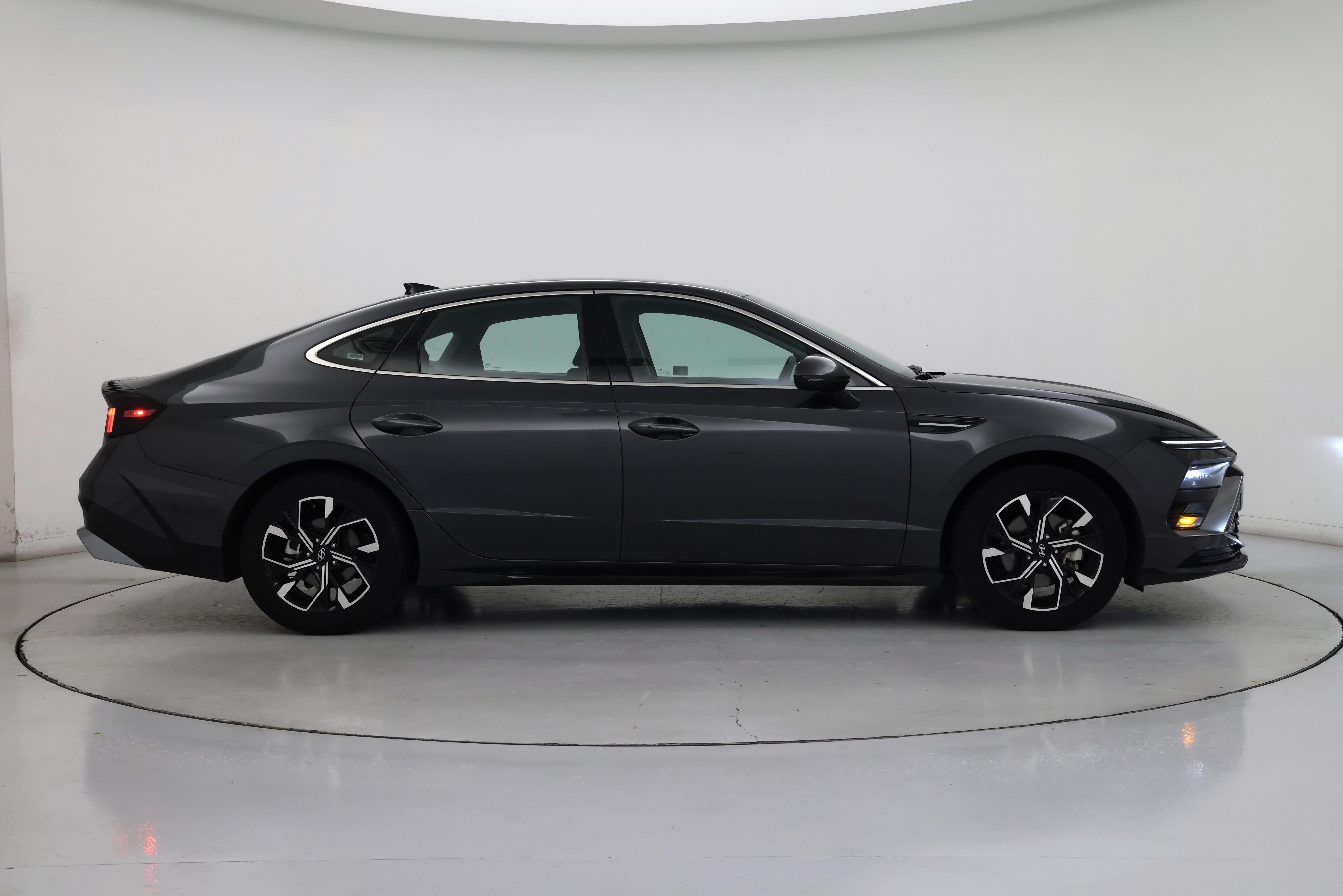 Thumbnail: 2025 Hyundai Sonata - 7