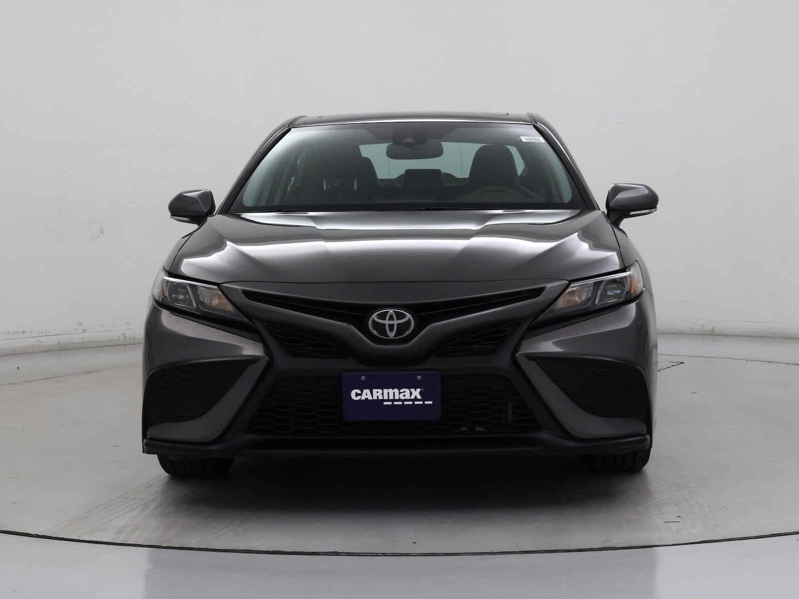 2022 Toyota Camry SE - Photo 6