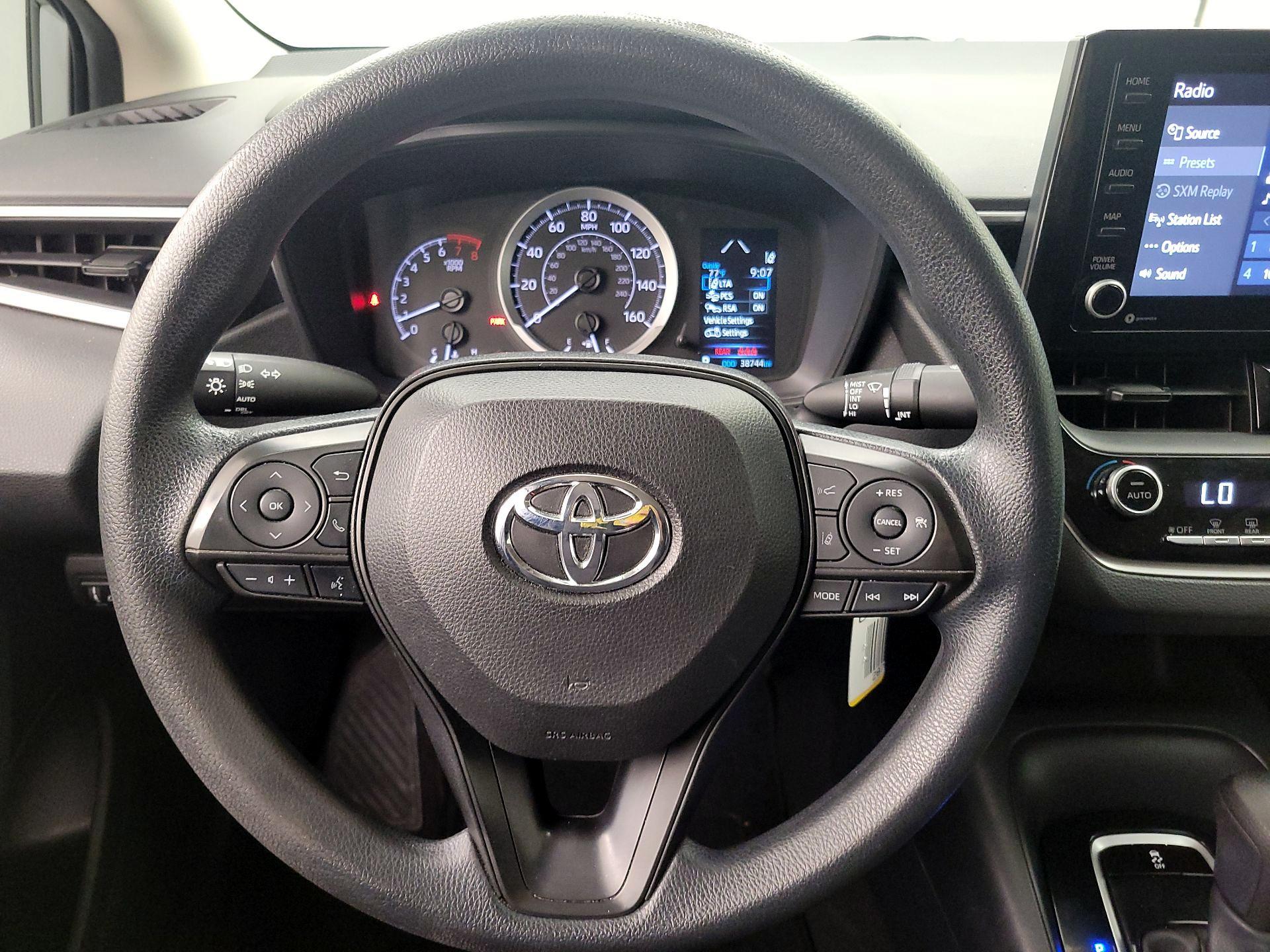 Thumbnail: 2022 Toyota Corolla - 10