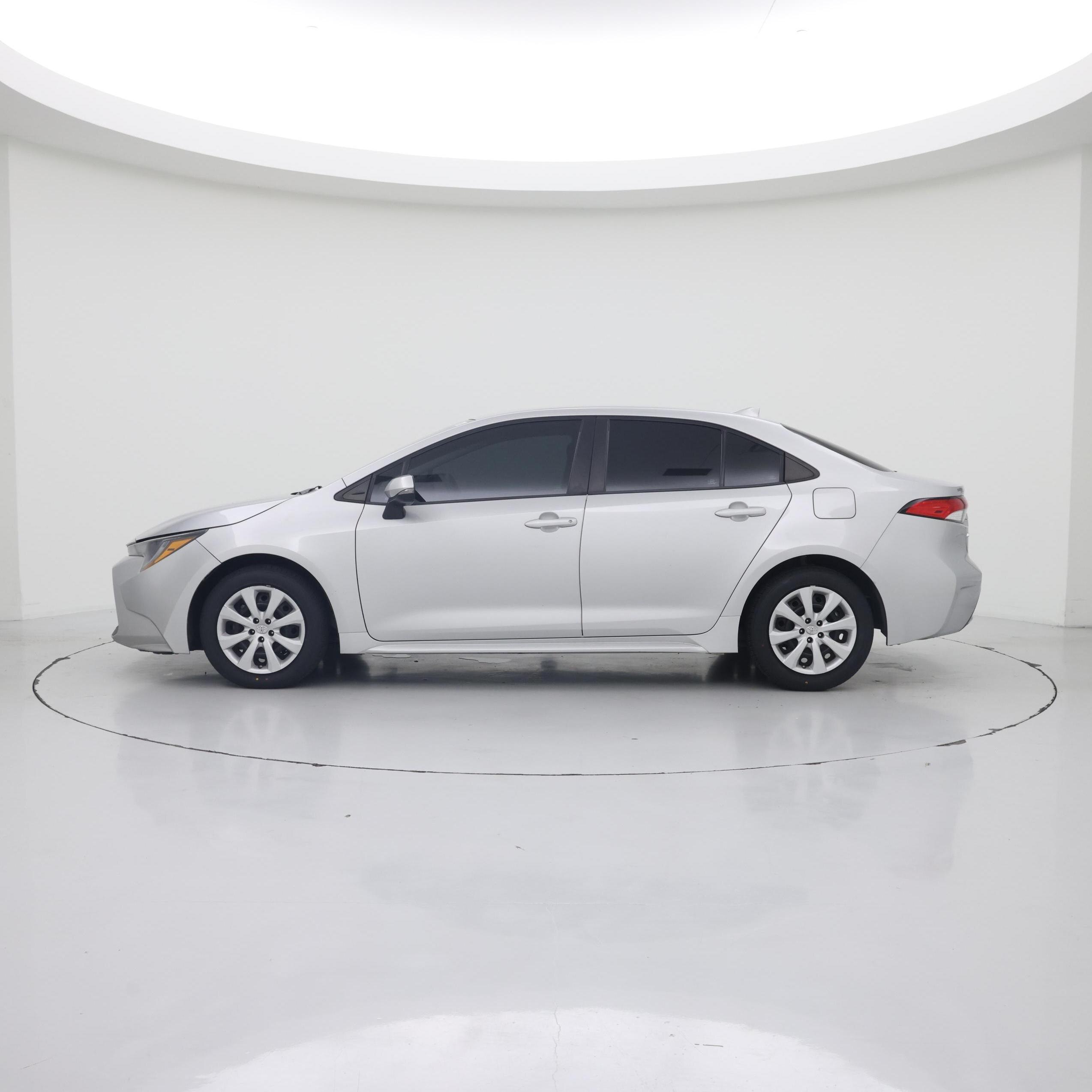 Thumbnail: 2022 Toyota Corolla - 3